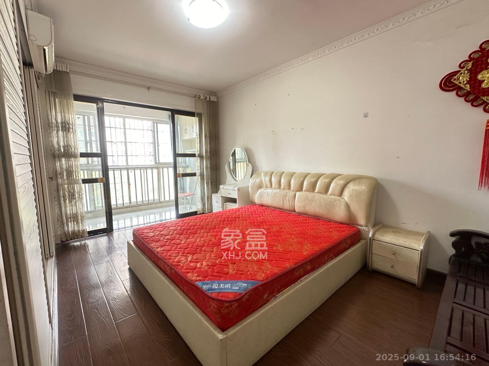 益安公寓  3室2厅2卫    2000.0元/月 益安公寓  3室2厅2卫    2000.0元/月室内图