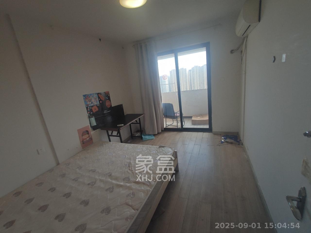 金轮星光名座 3室1厅1卫 2400.0元/月 金轮星光名座 3室1厅1卫 2400.0元/月室内图