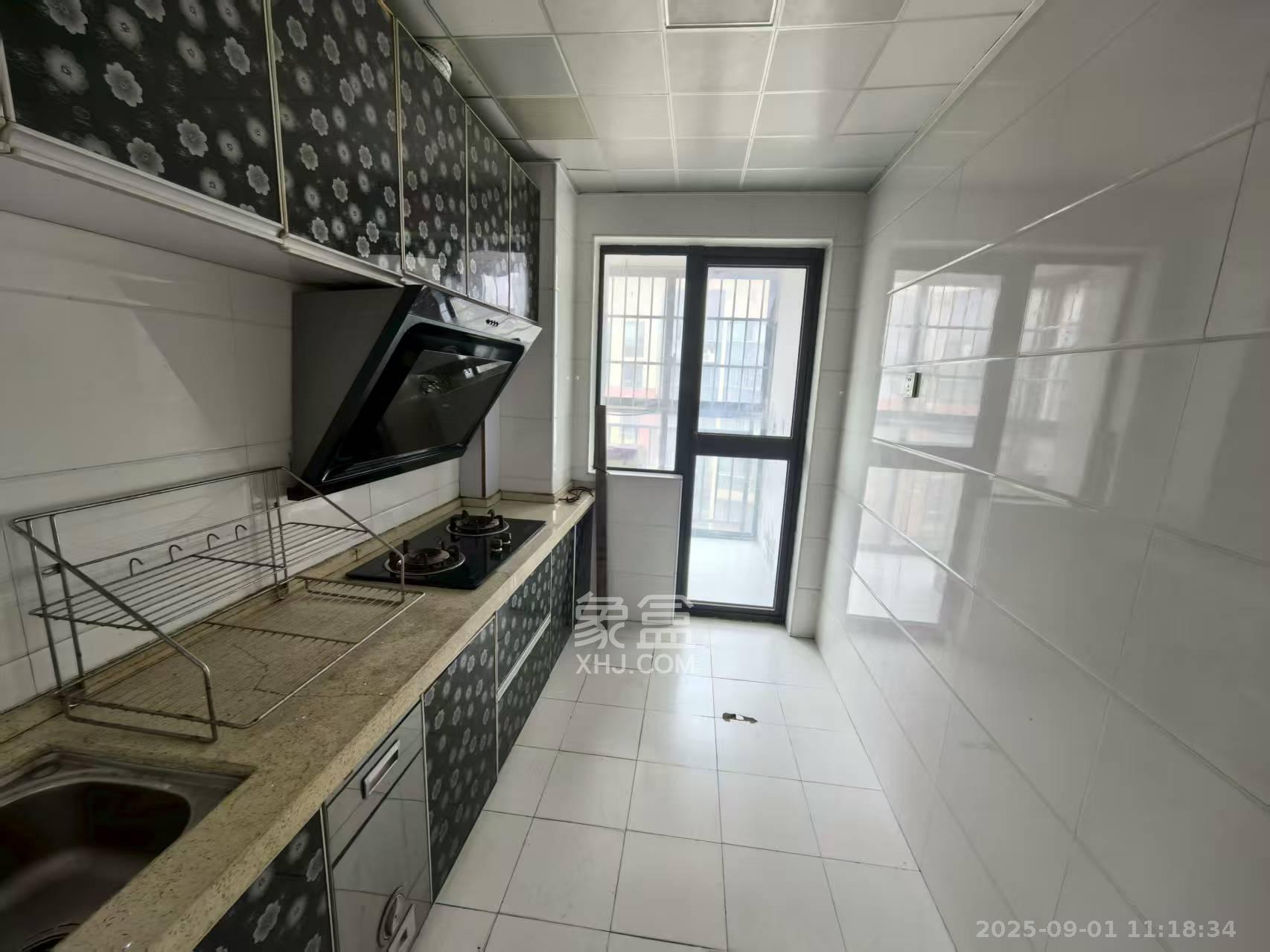 中信文化广场(中信新城二期) 3室2厅1卫 1800.0元/月 中信文化广场(中信新城二期) 3室2厅1卫 1800.0元/月室内图