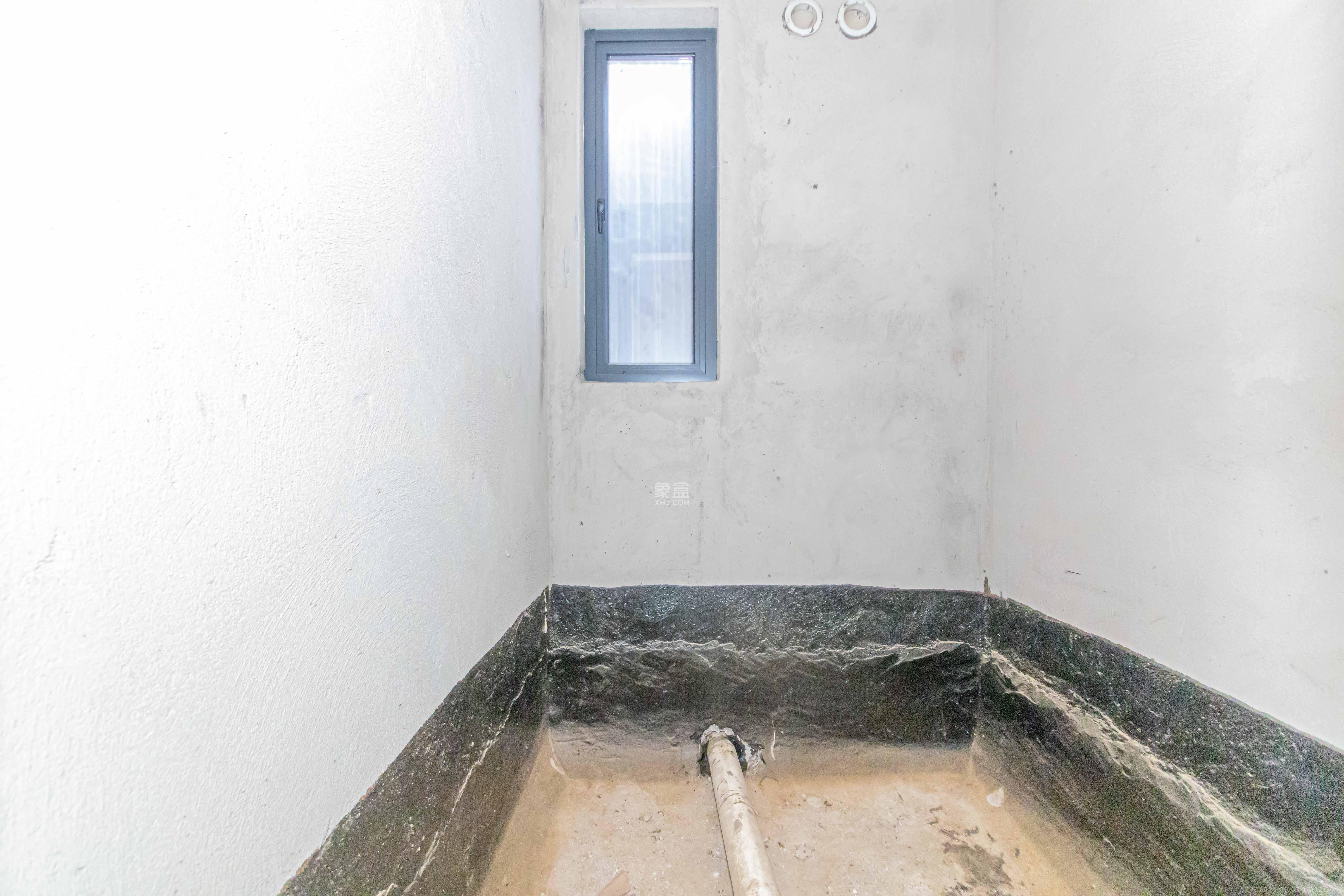 和泓融成府  4室2厅2卫    1500.0元/月室内图