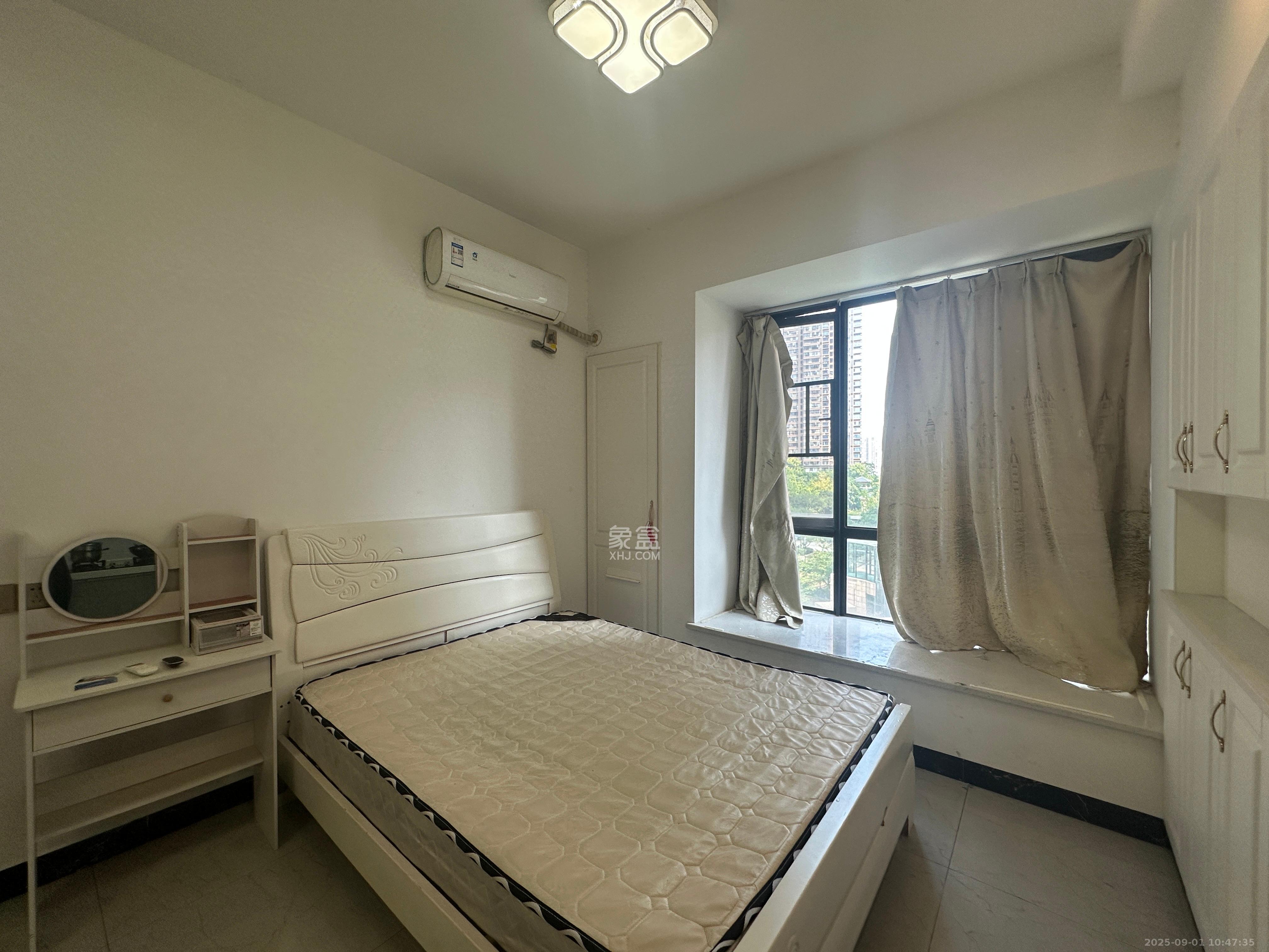 荣悦台  1室1厅1卫    1800.0元/月室内图