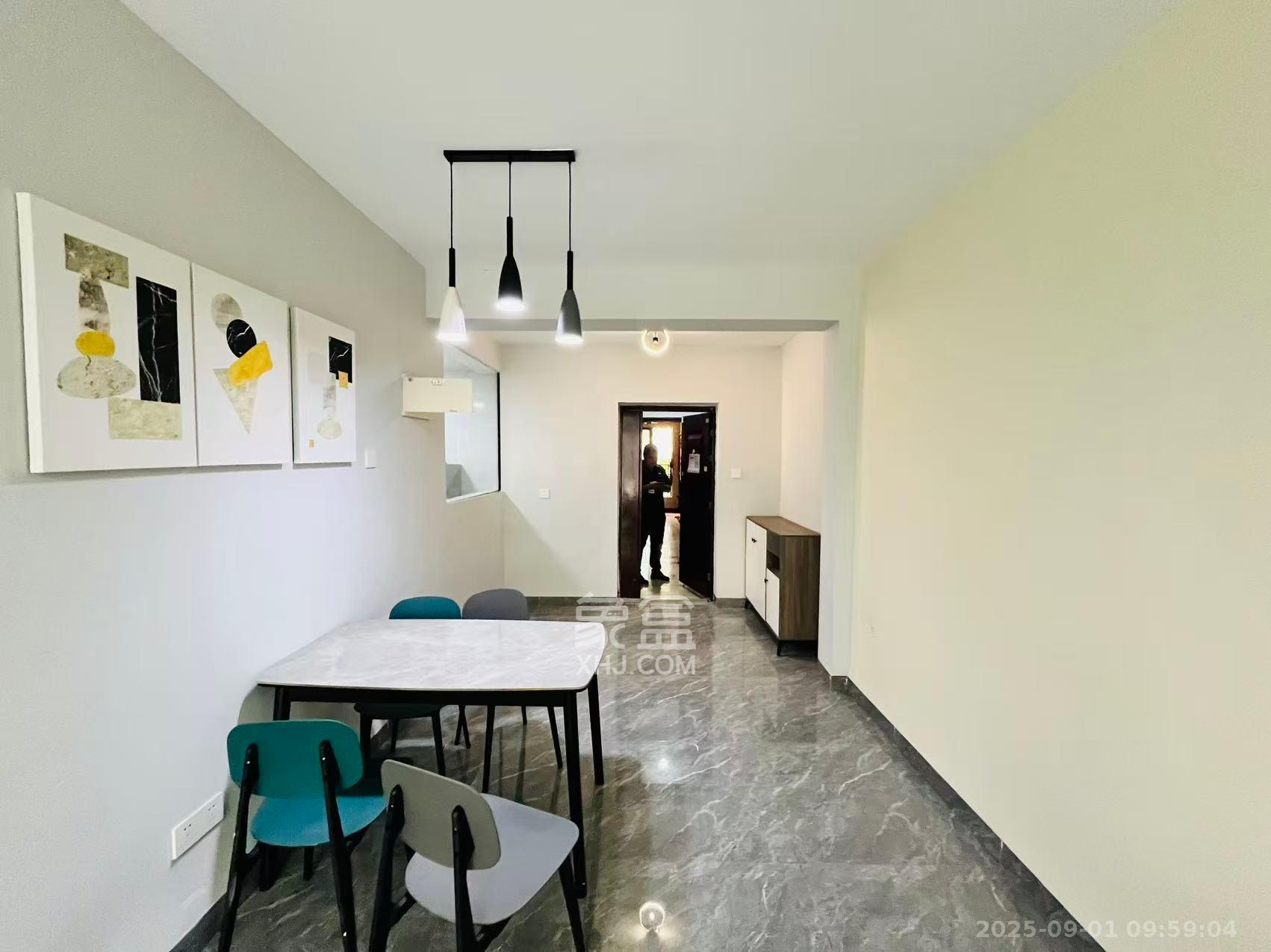 鑫远御文台一期  3室2厅1卫    2400.0元/月 鑫远御文台一期  3室2厅1卫    2400.0元/月室内图