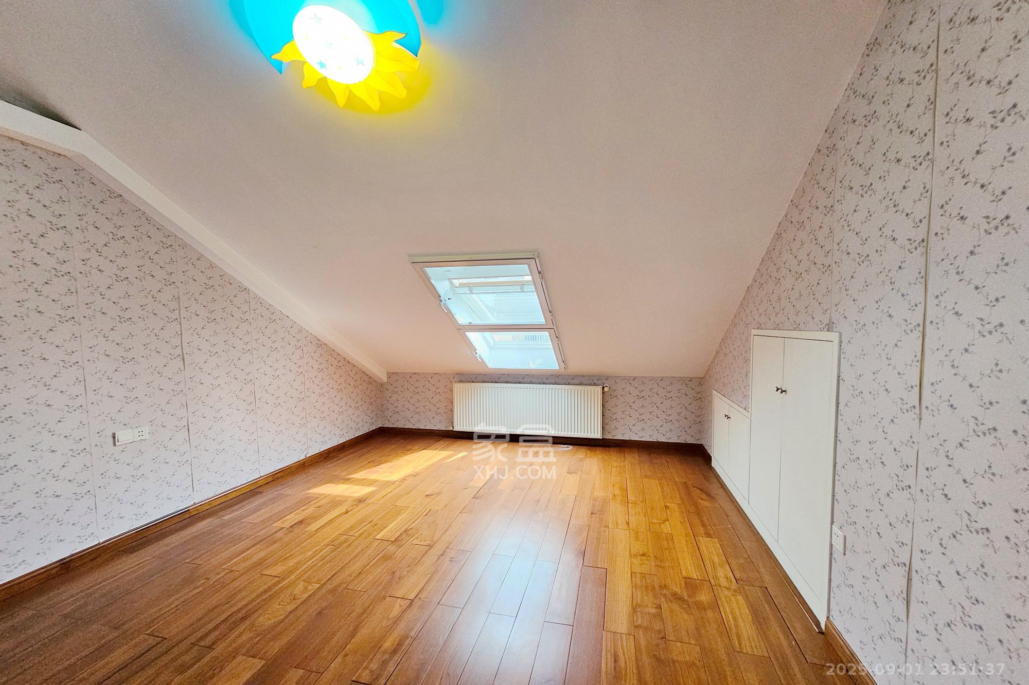 绿城桂花城 4室2厅2卫 148.5万 绿城桂花城 4室2厅2卫 148.5万卧室