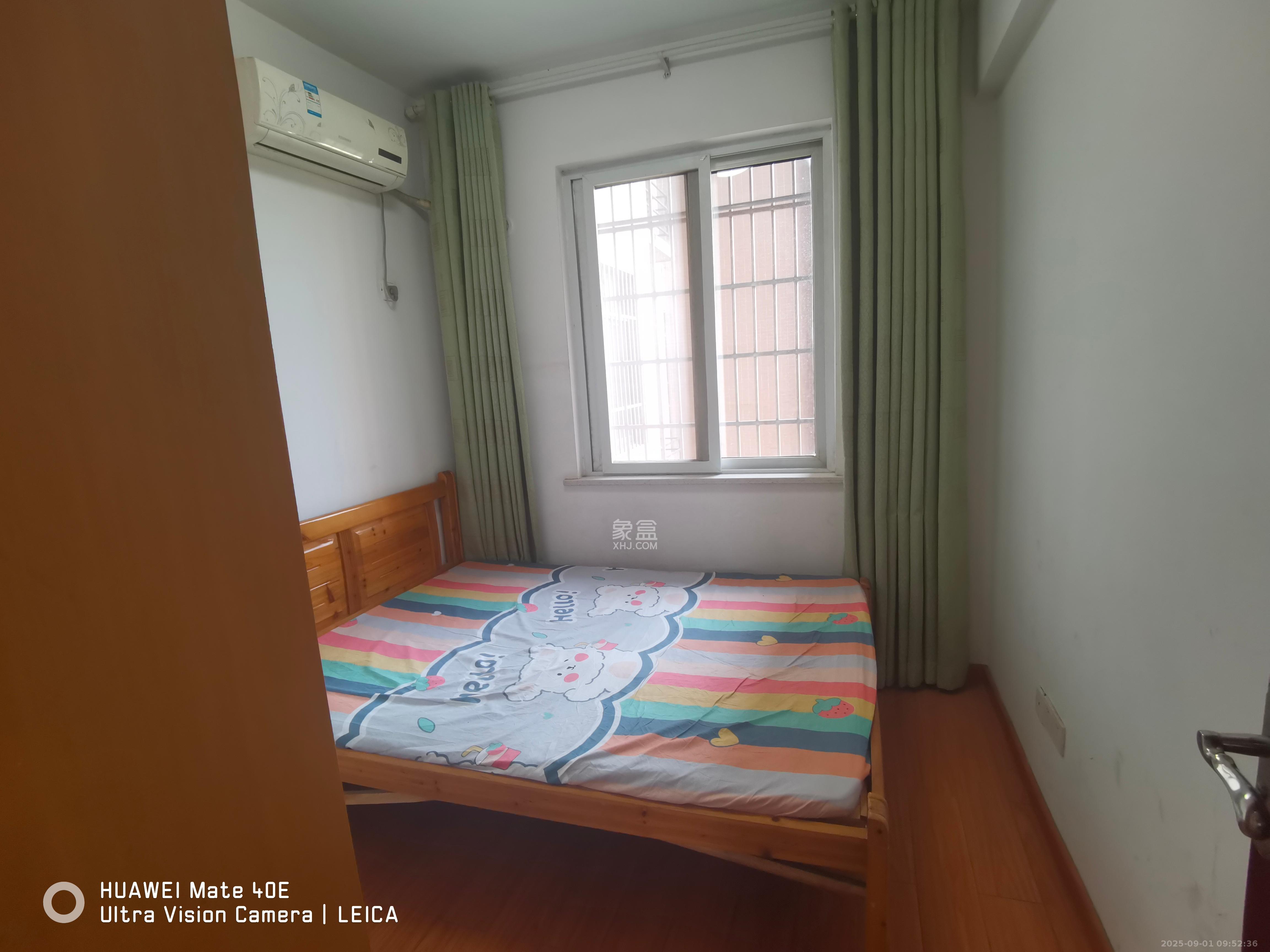 筑梦佳园  4室2厅1卫    2000.0元/月室内图