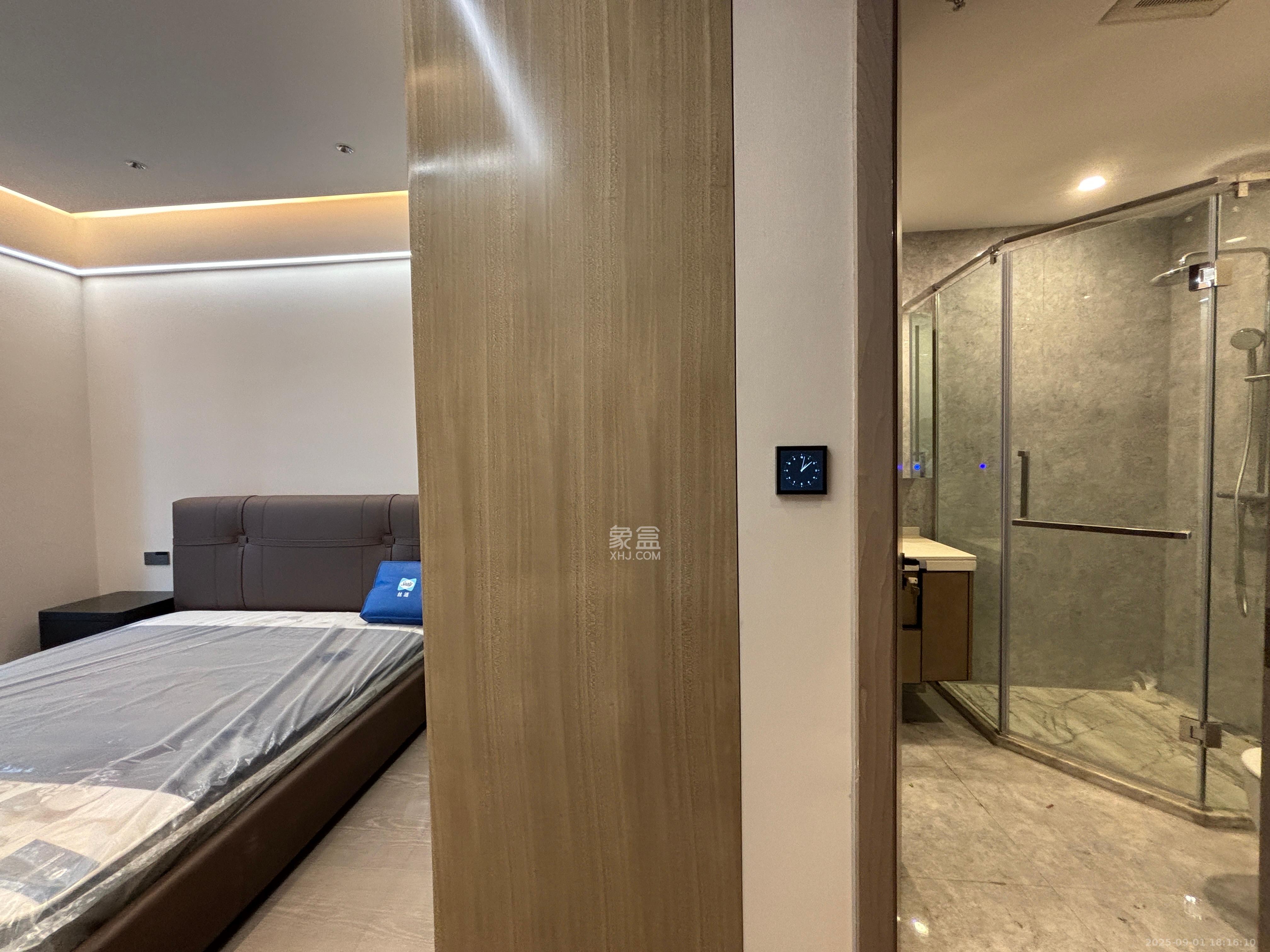 旭辉铂悦湘江  4室2厅3卫   23000.00元/月室内图