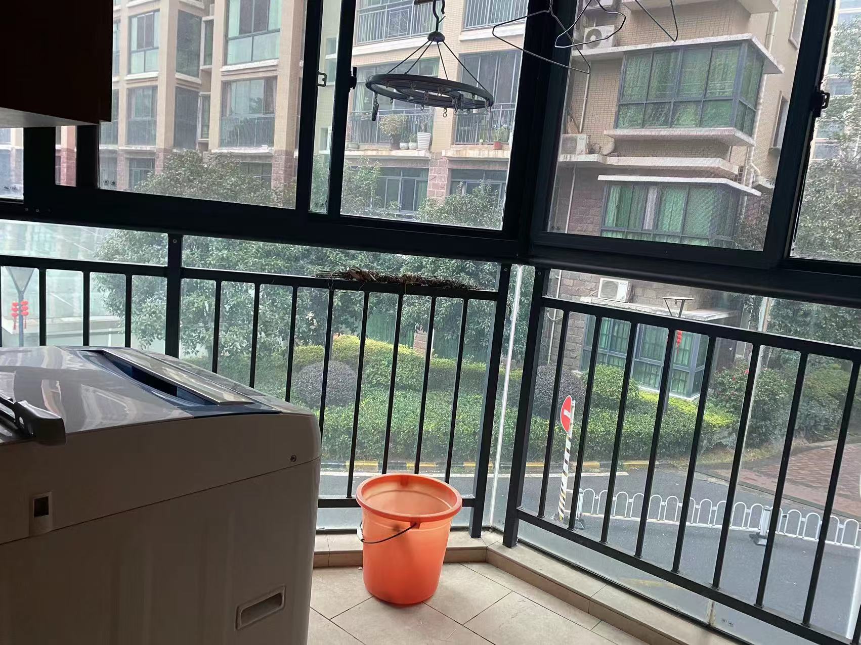 水映豪廷(一,二,三期) 5室2厅2卫 3000.0元/月 水映豪廷(一,二,三期) 5室2厅2卫 3000.0元/月室内图