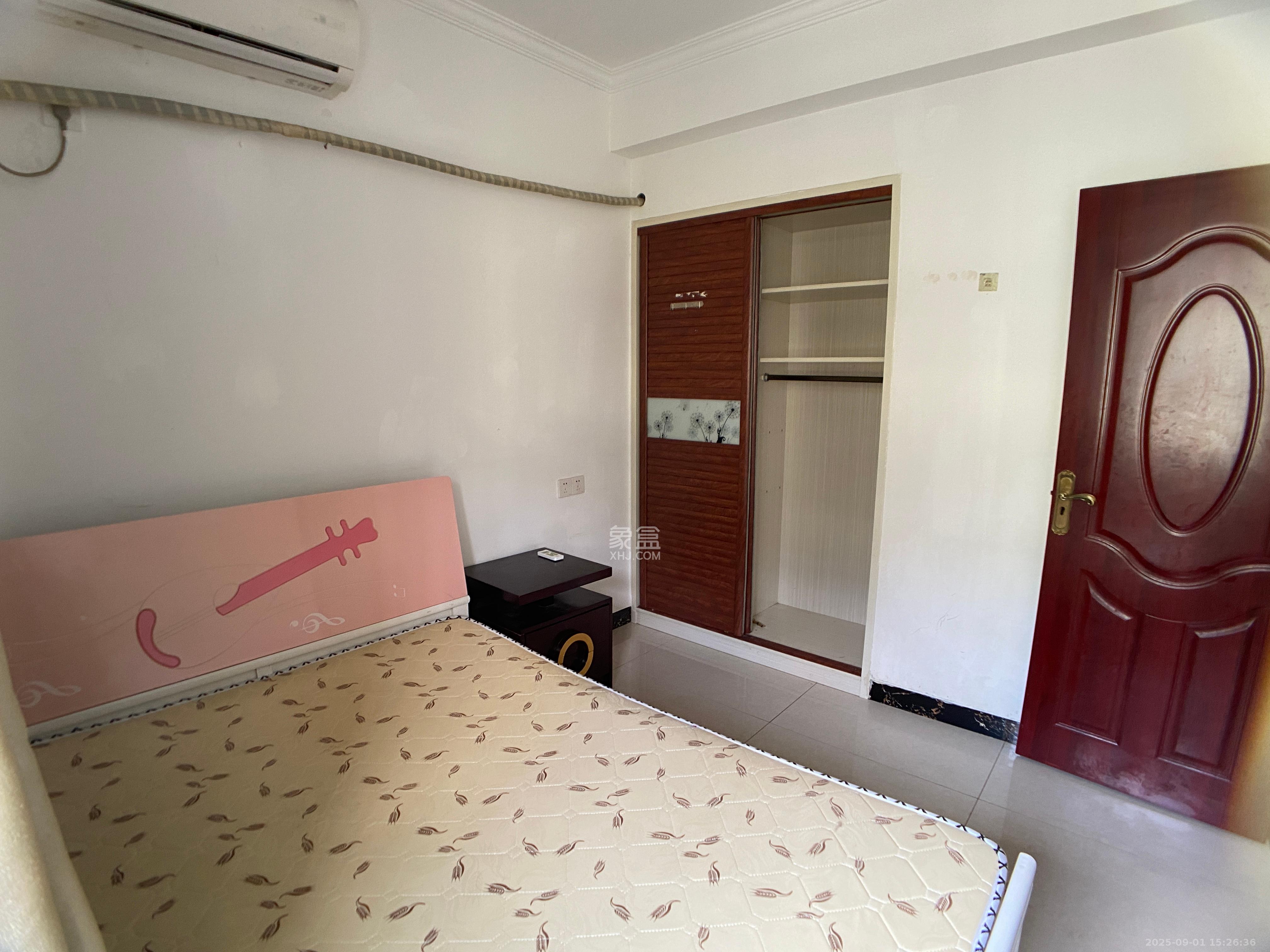 友兴家园  2室1厅1卫    1400.0元/月室内图