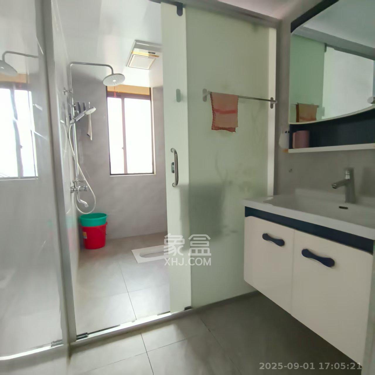 新城悦隽  3室2厅1卫    2500.0元/月 新城悦隽  3室2厅1卫    2500.0元/月室内图