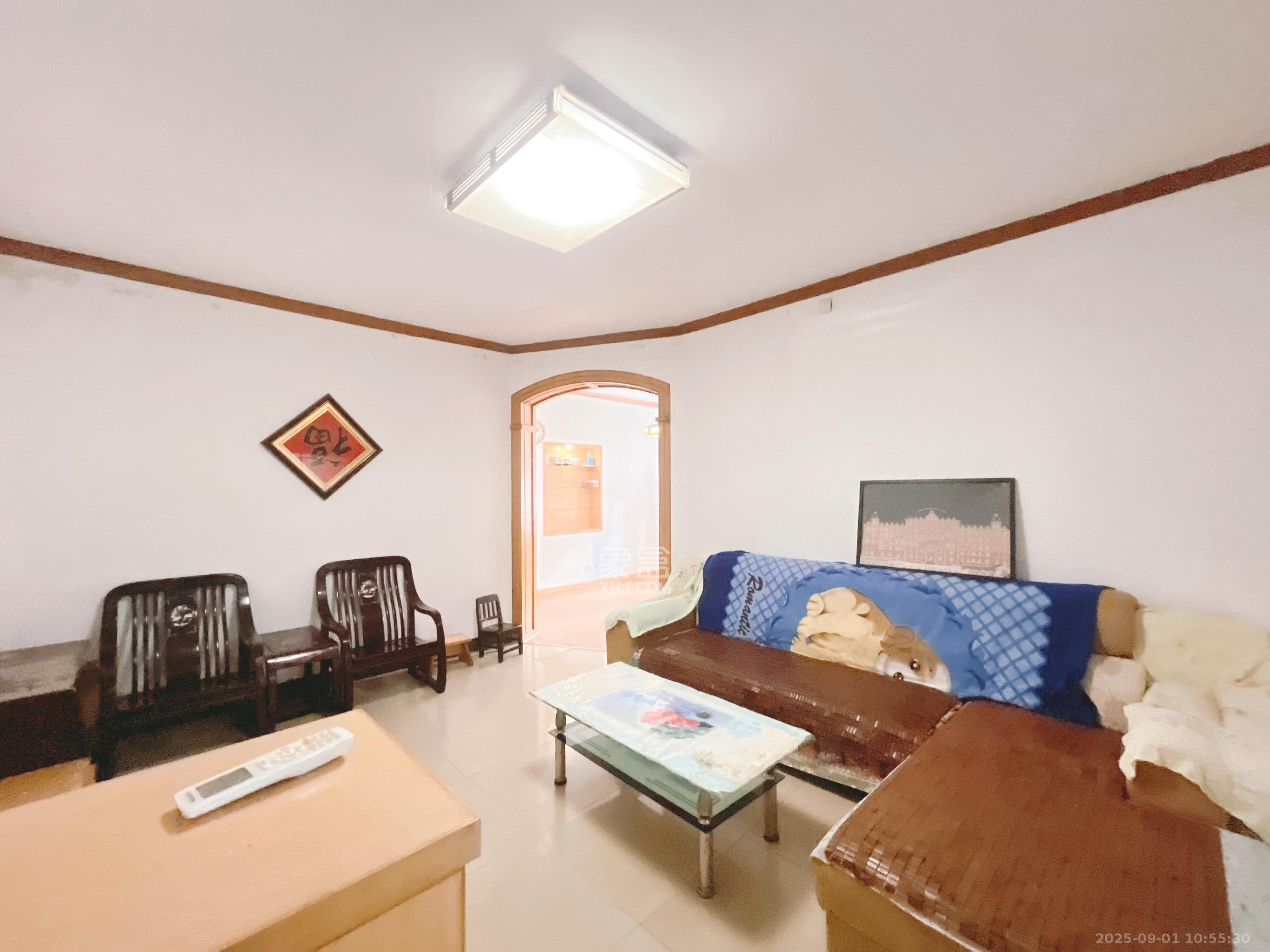 上麻园岭279号(原新华书店宿舍) 2室2厅1卫 1900.0元/月 上麻园岭279号(原新华书店宿舍) 2室2厅1卫 1900.0元/月室内图