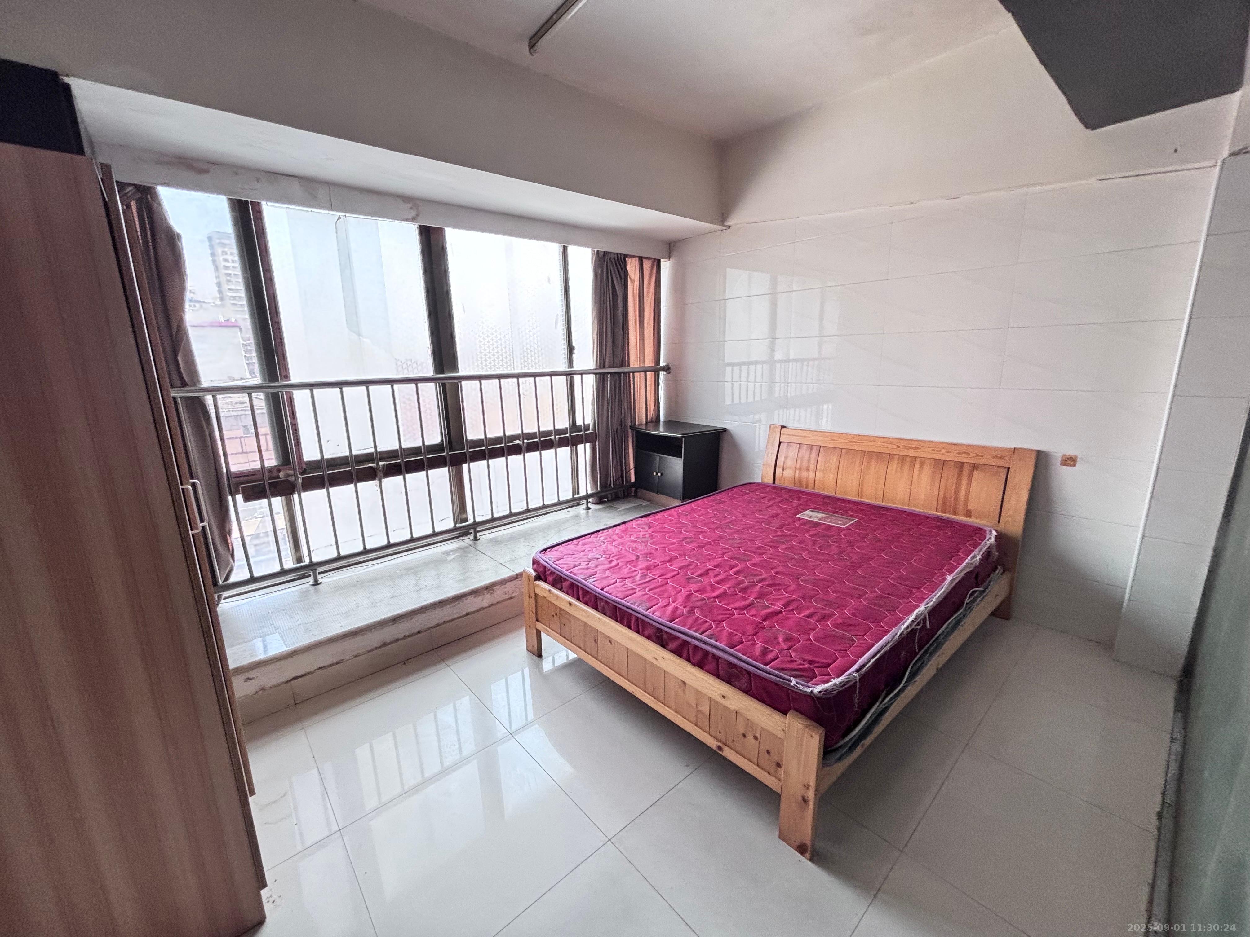 现代城 1室1厅1卫 800.0元/月 现代城 1室1厅1卫 800.0元/月室内图