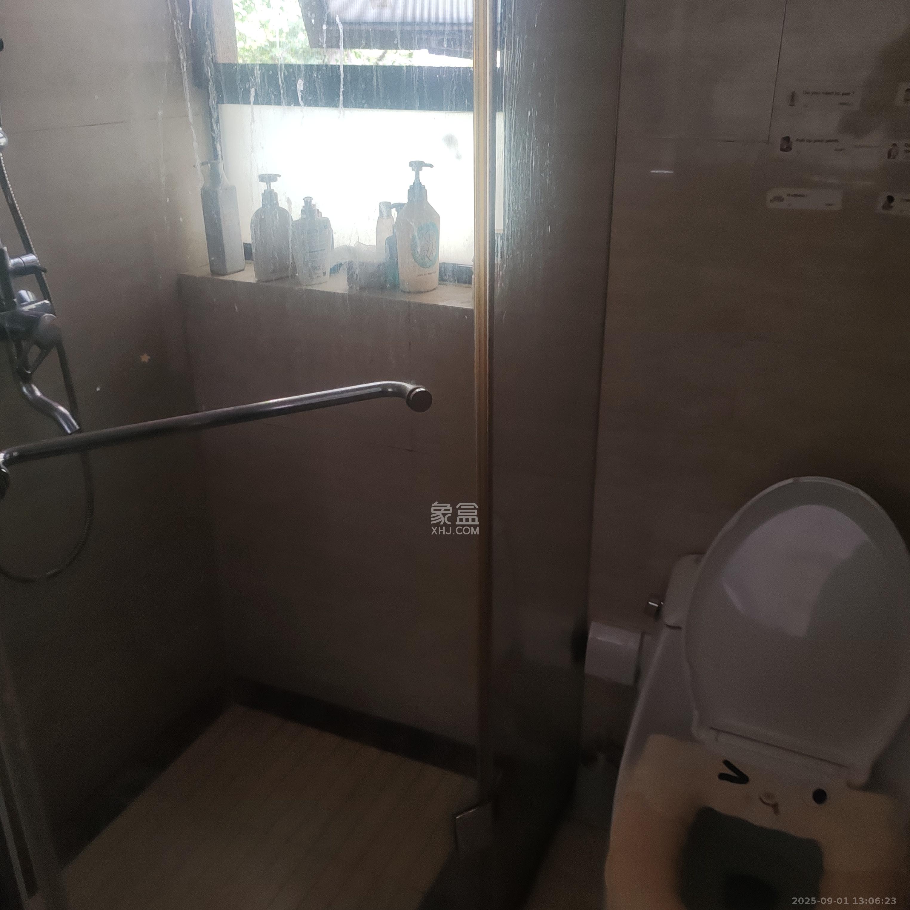 绿地中央广场 4室2厅2卫 3900.0元/月 绿地中央广场 4室2厅2卫 3900.0元/月室内图