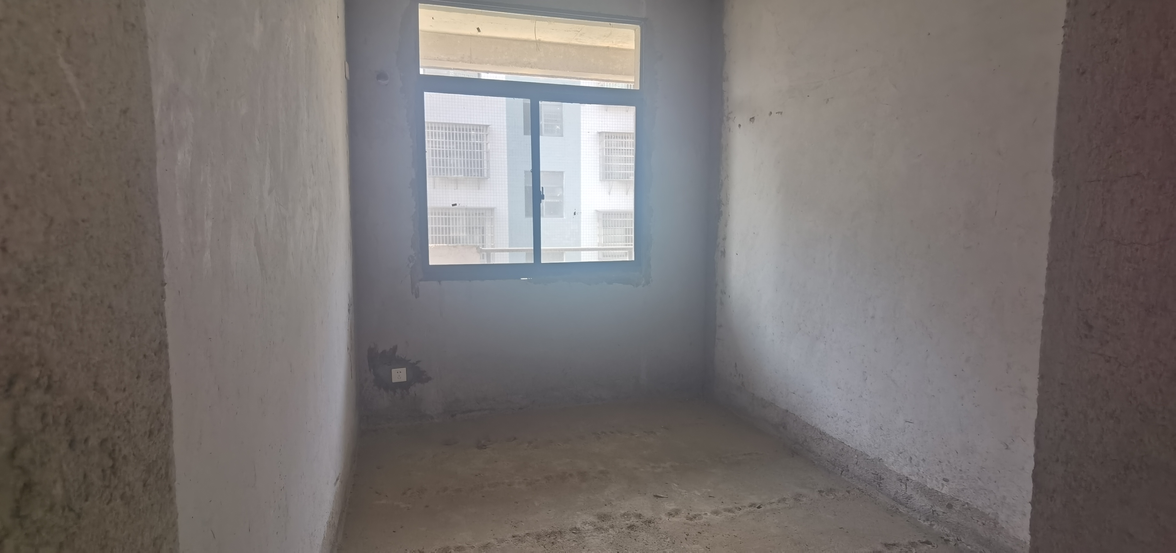 洪源小区 3室2厅1卫 39.8万 洪源小区 3室2厅1卫 39.8万客厅