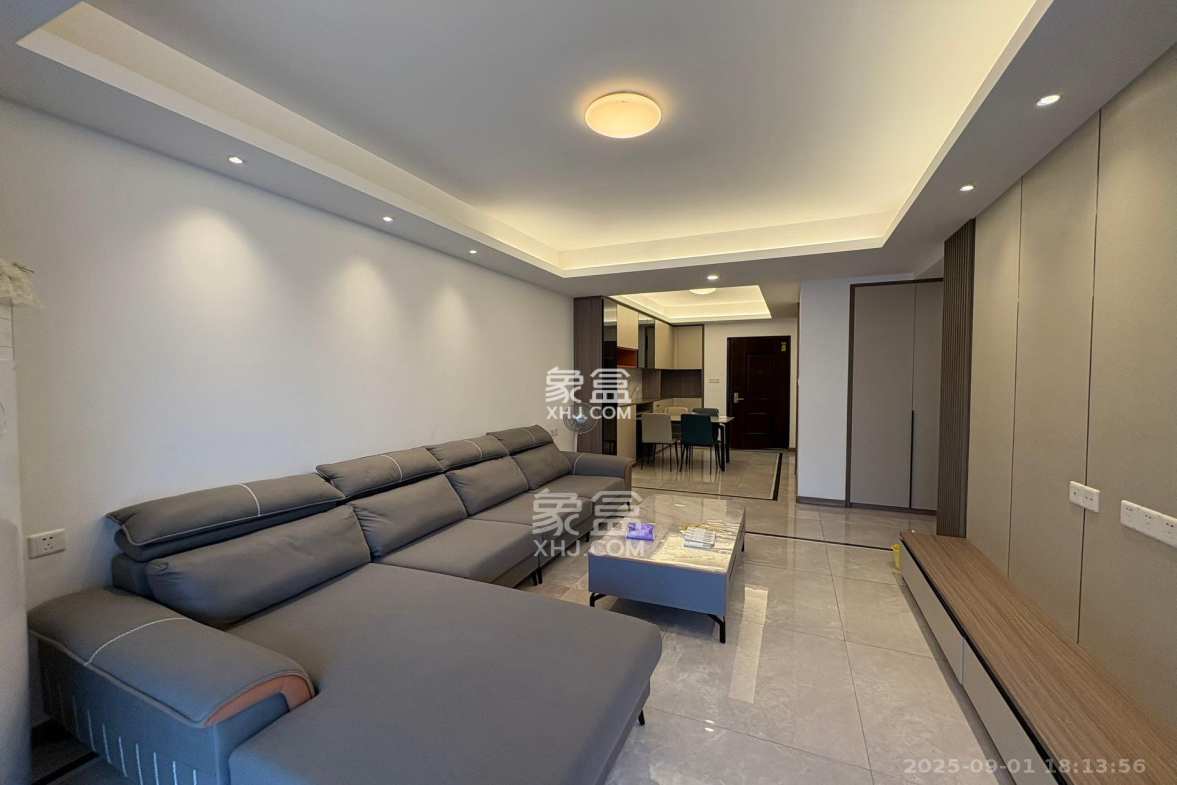 映客龙湖璟翠公馆(映客龙湖璟翠中心) 3室2厅2卫 3300.0元/月 映客龙湖璟翠公馆(映客龙湖璟翠中心) 3室2厅2卫 3300.0元/月室内图