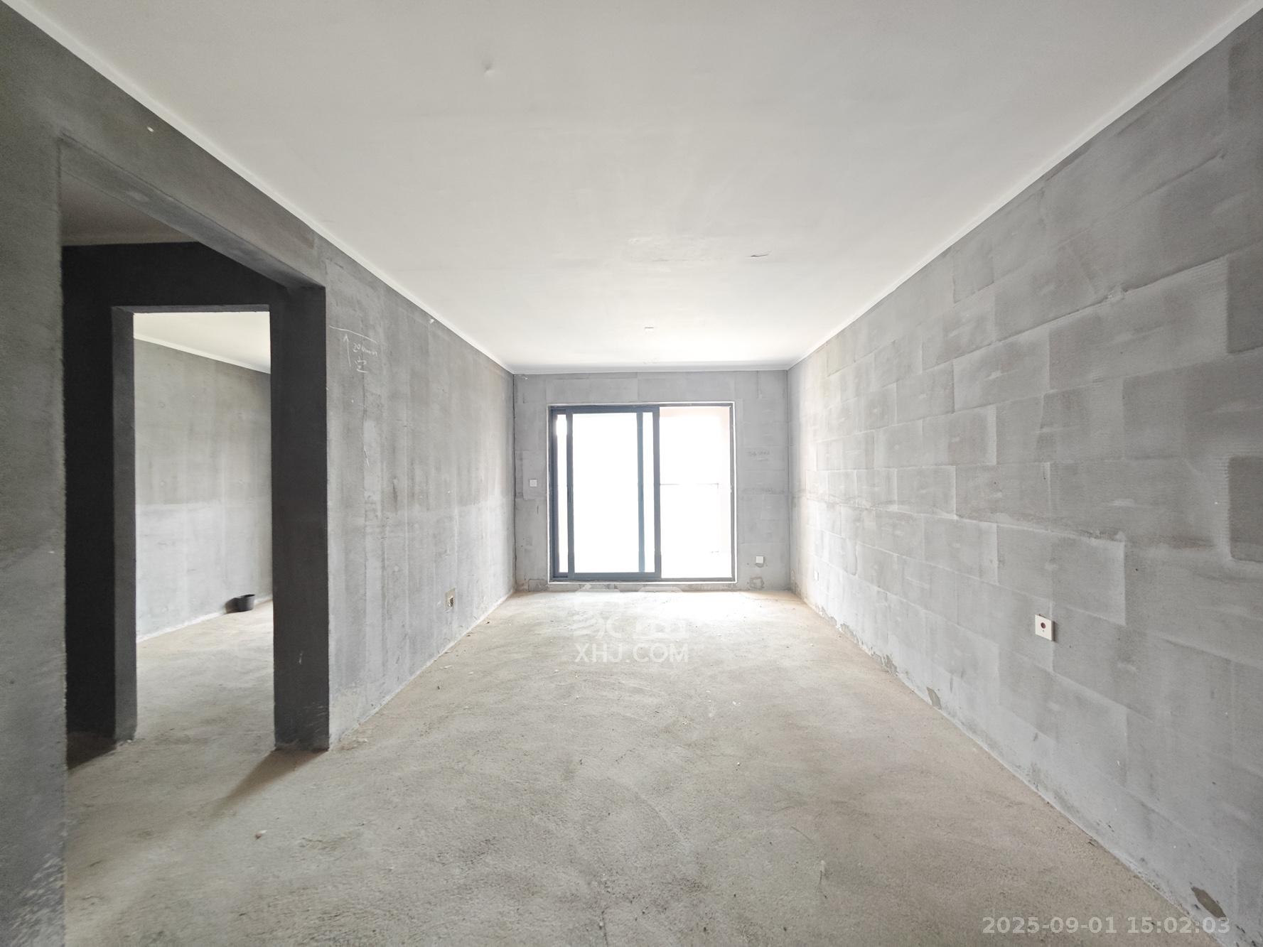 融创会展上东区  3室2厅2卫    75.0万 融创会展上东区  3室2厅2卫    75.0万客厅