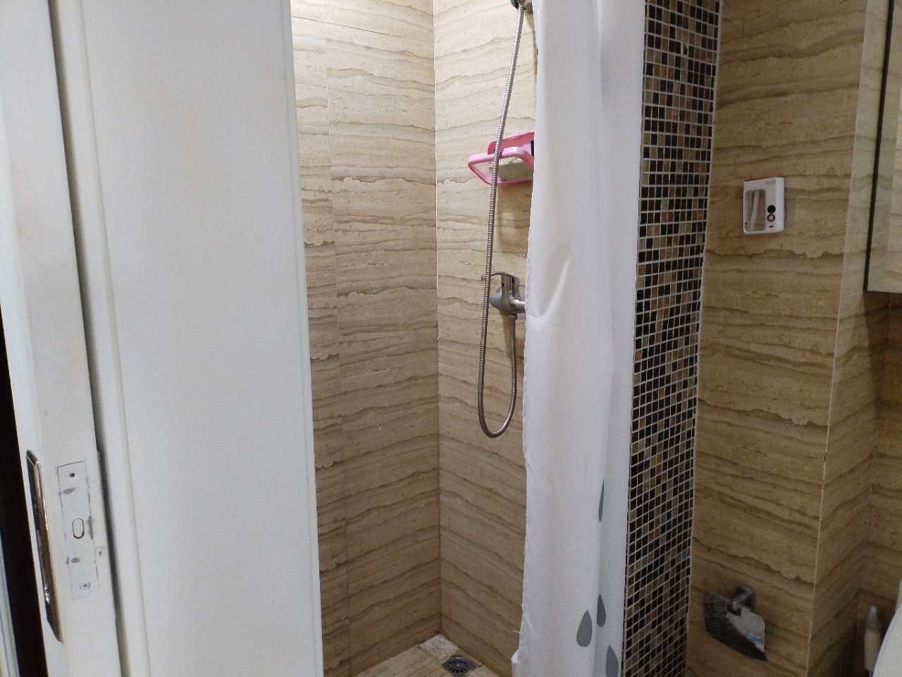 米兰春天 1室1厅1卫 1200.0元/月 米兰春天 1室1厅1卫 1200.0元/月户型图