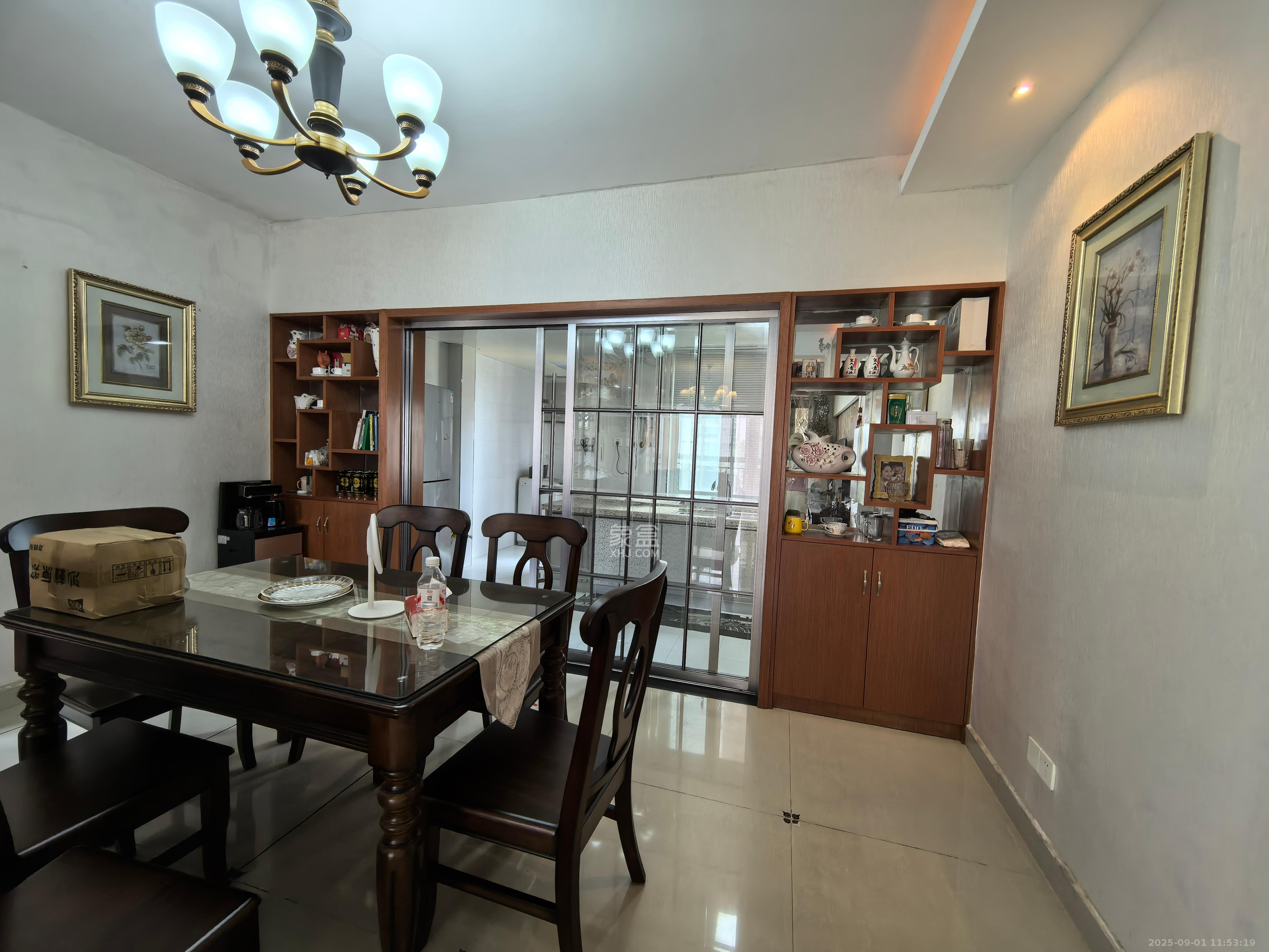 中悦领秀金都 3室2厅1卫 2500.0元/月 中悦领秀金都 3室2厅1卫 2500.0元/月室内图