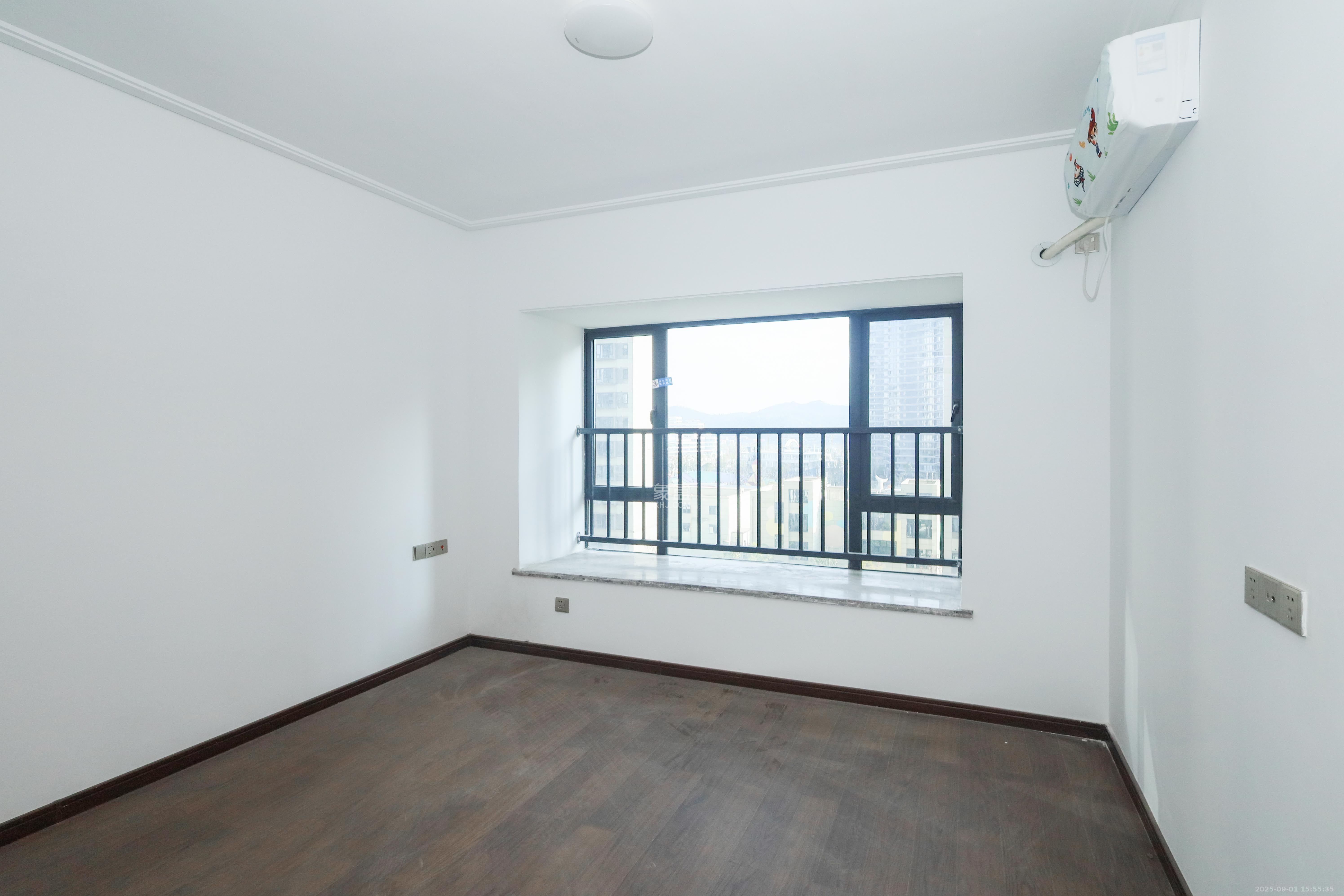 中国铁建湘语梅溪  4室2厅2卫    3300.0元/月 中国铁建湘语梅溪  4室2厅2卫    3300.0元/月室内图