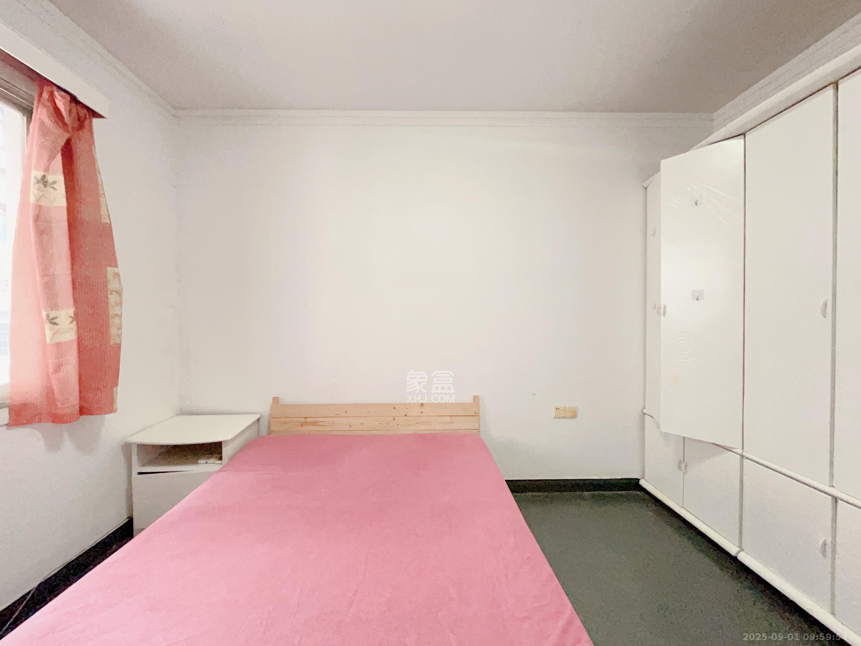 省体委冠军楼 3室2厅1卫 2600.0元/月 省体委冠军楼 3室2厅1卫 2600.0元/月室内图