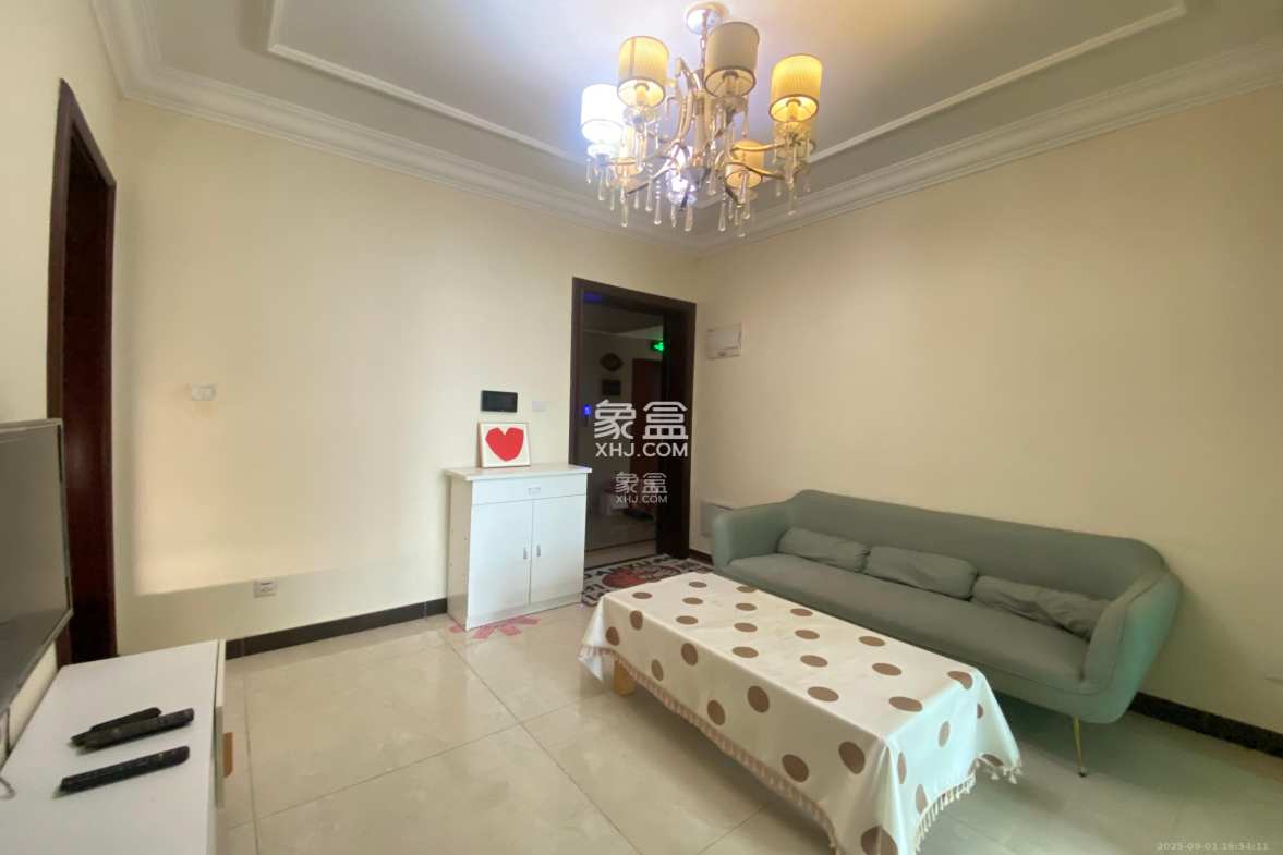 恒大雅苑 1室1厅1卫 1700.0元/月 恒大雅苑 1室1厅1卫 1700.0元/月室内图