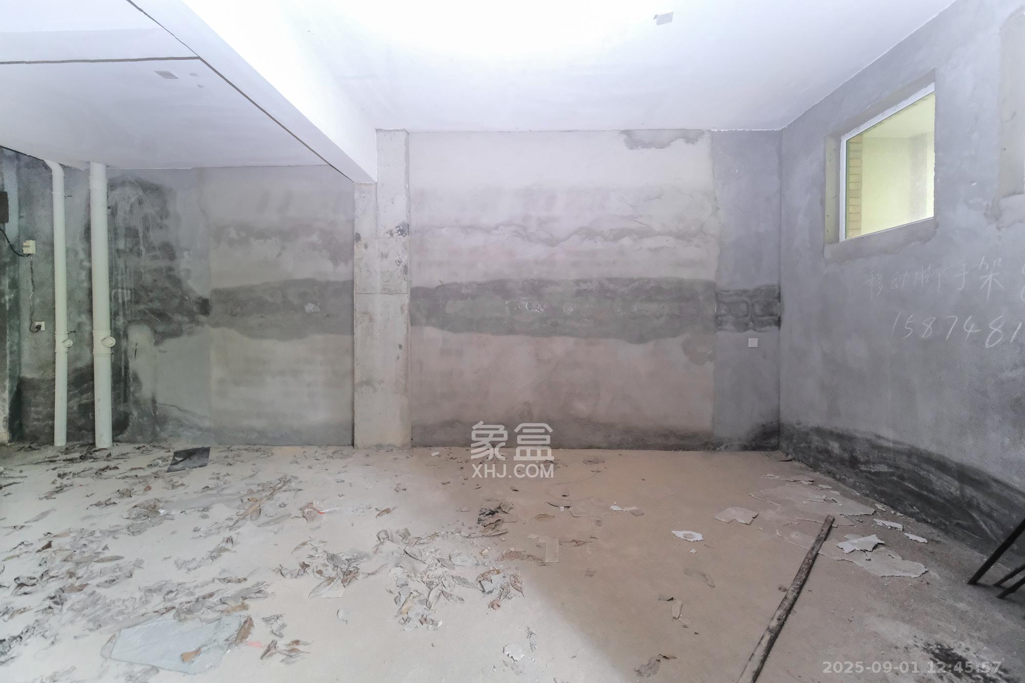 山水湾  6室3厅3卫    438.0万 山水湾  6室3厅3卫    438.0万其他