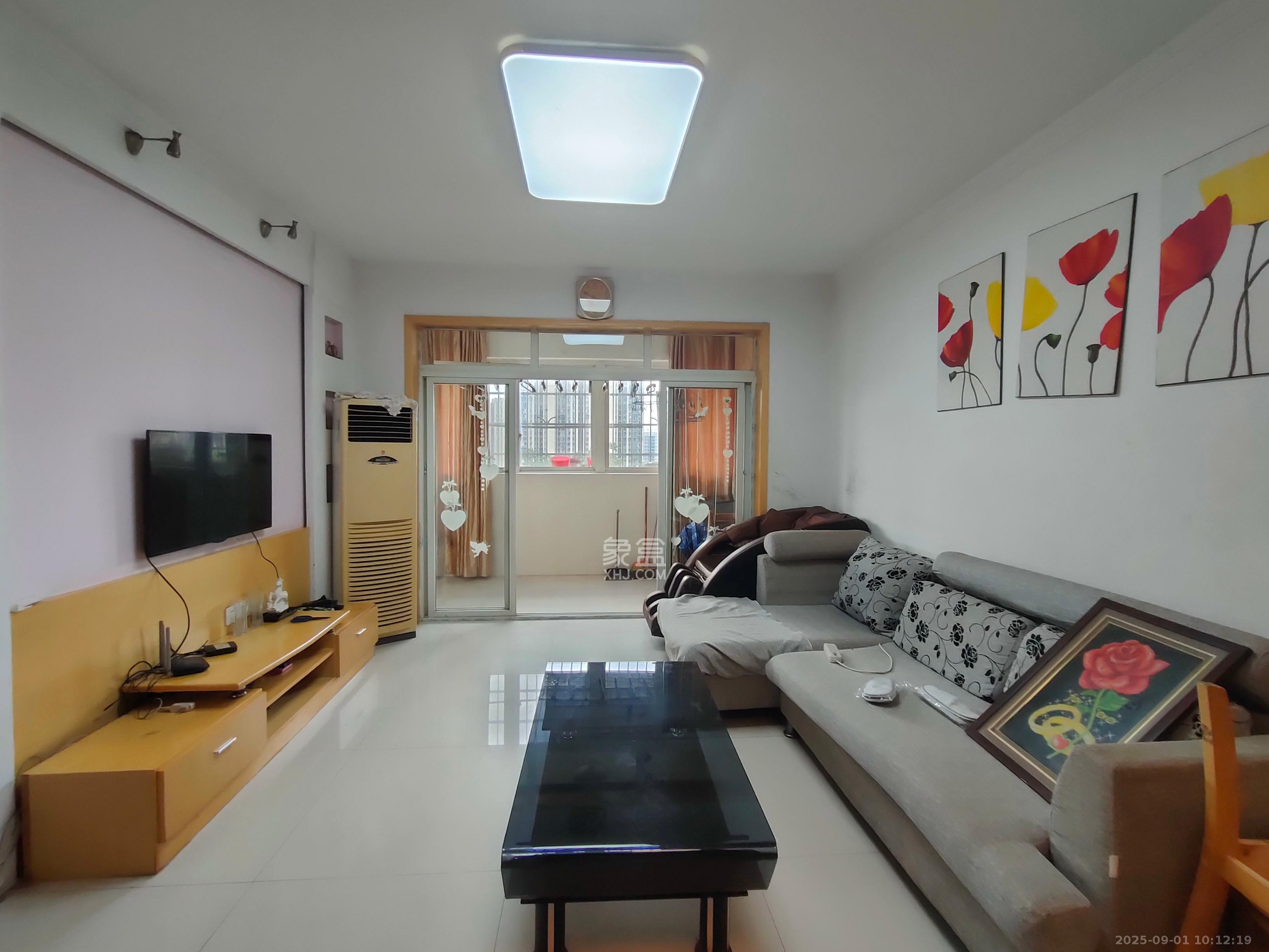 东门尚苑  3室2厅1卫    1700.0元/月 东门尚苑  3室2厅1卫    1700.0元/月室内图