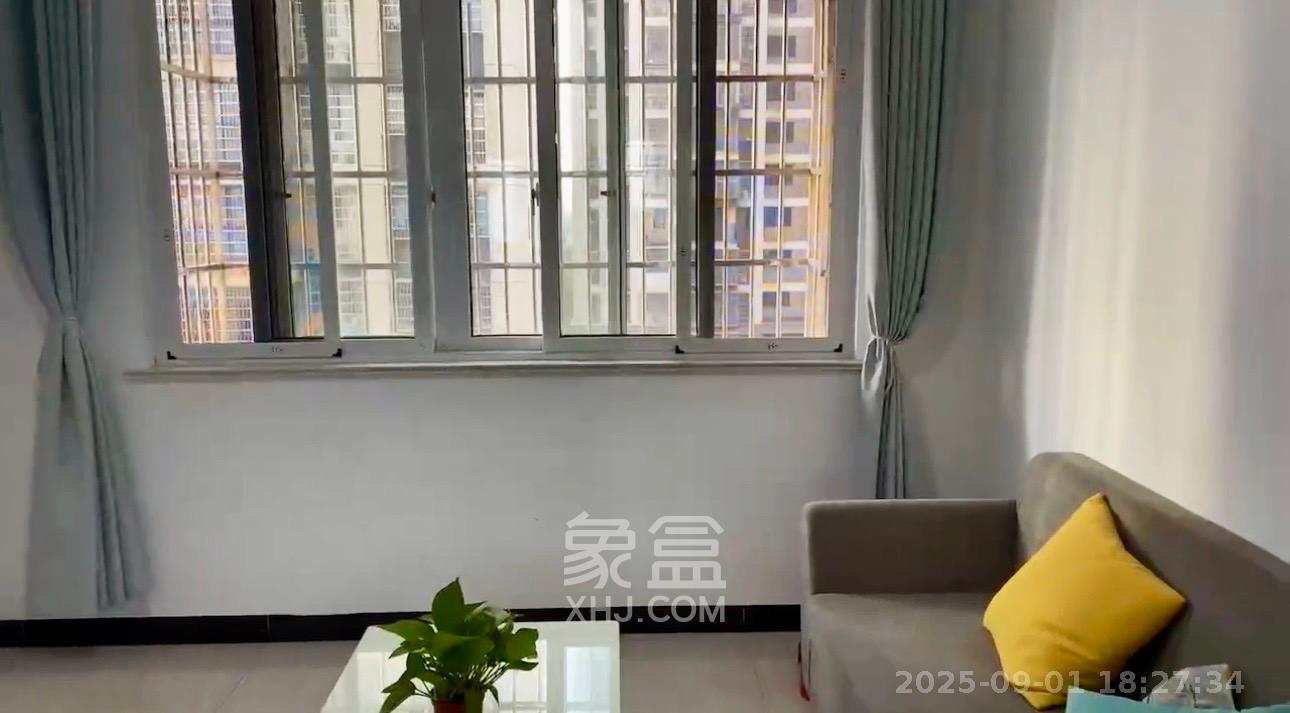 桥头家苑一期  1室1厅1卫   1300.00元/月室内图