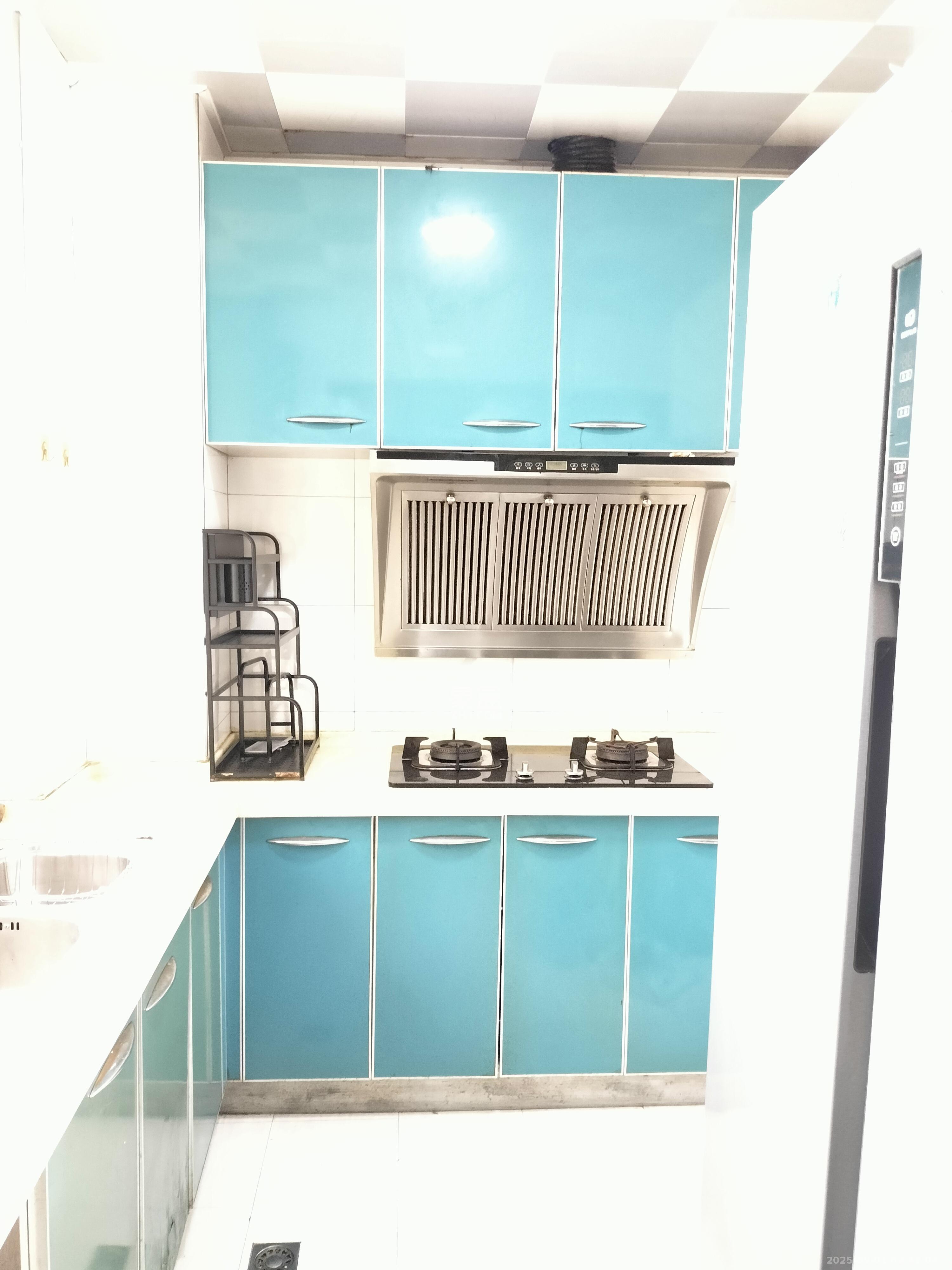 明天一城  2室1厅1卫   1300.00元/月室内图