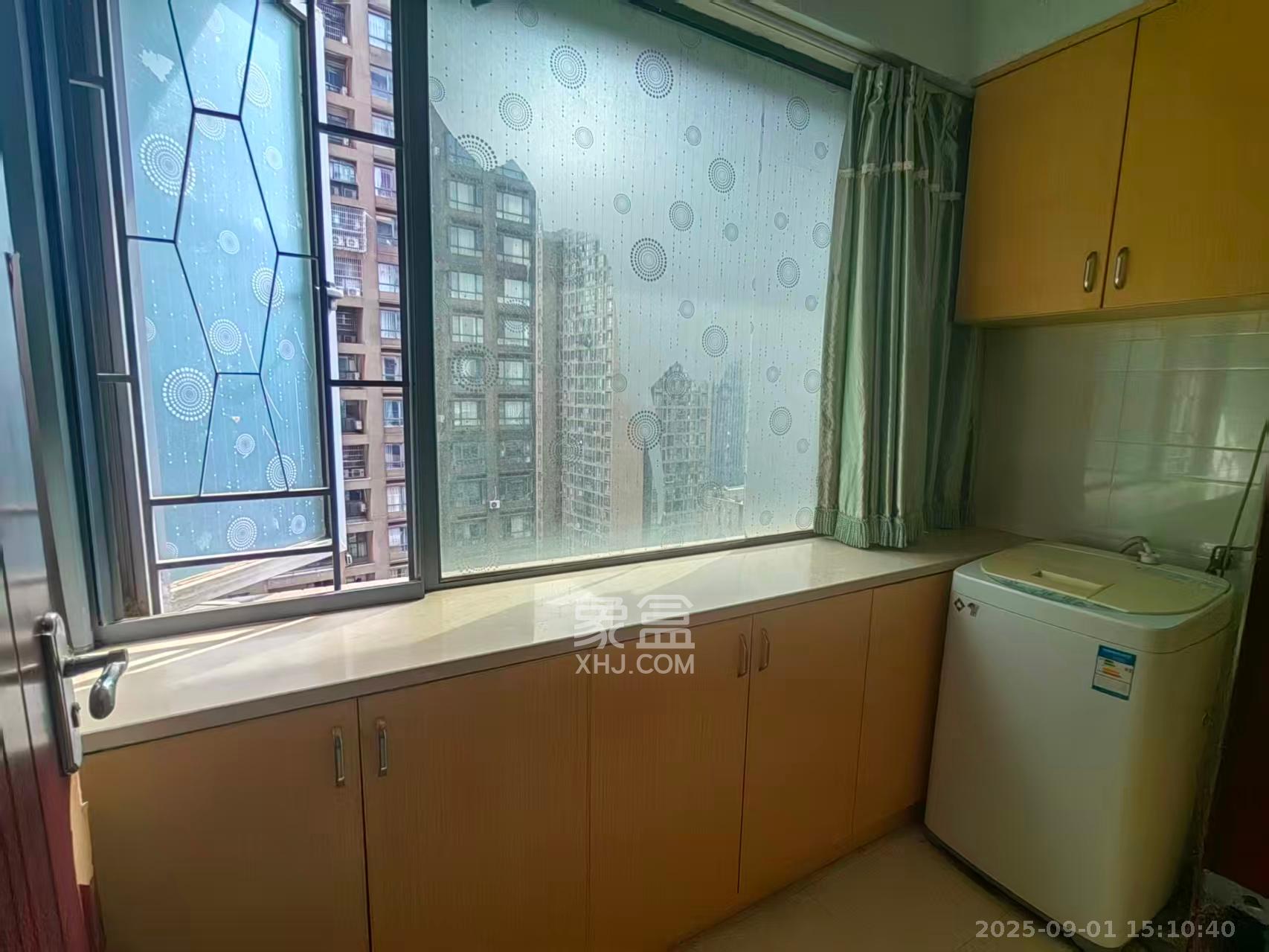 万博汇 1室1厅1卫 1400.0元/月 万博汇 1室1厅1卫 1400.0元/月室内图