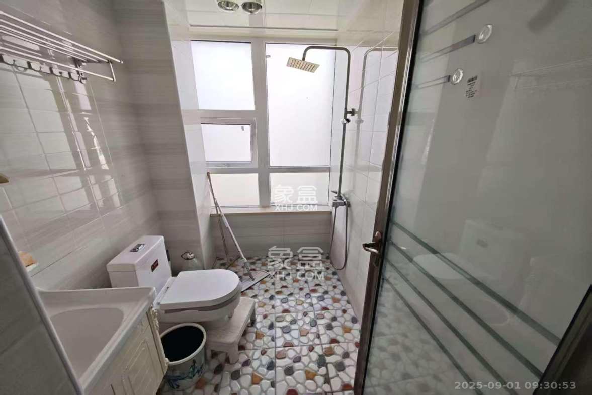 永林小时代 2室2厅1卫 1900.0元/月 永林小时代 2室2厅1卫 1900.0元/月室内图