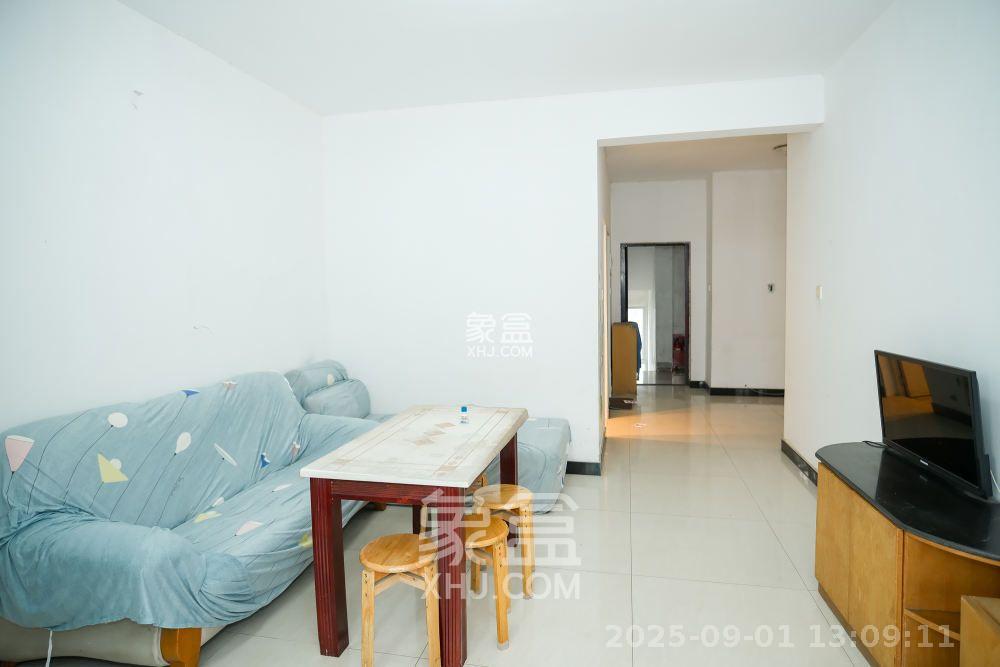 山水湾  2室2厅1卫    1600.0元/月 山水湾  2室2厅1卫    1600.0元/月