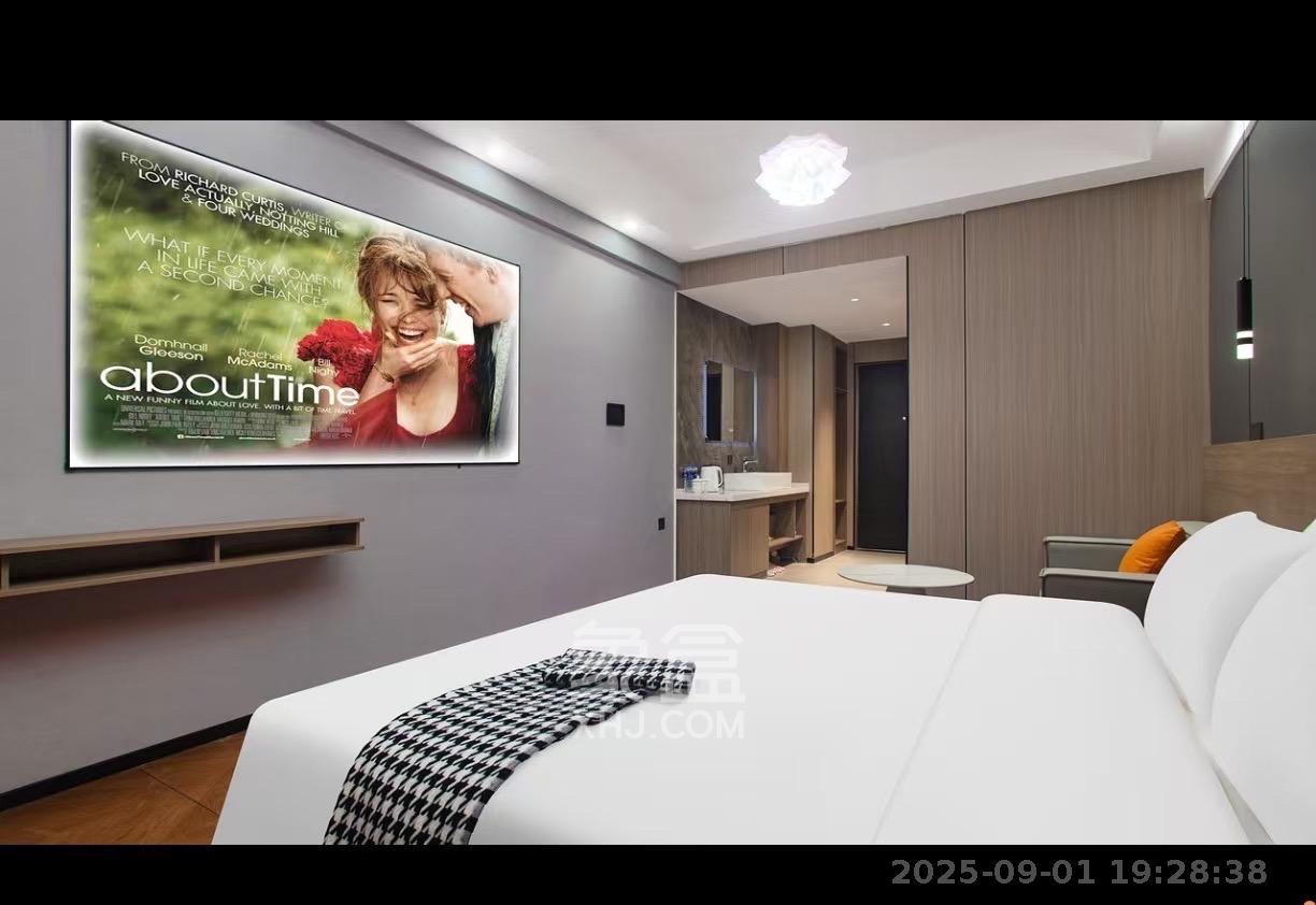 华润置地中心 1室0厅0卫 2400.0元/月 华润置地中心 1室0厅0卫 2400.0元/月室内图