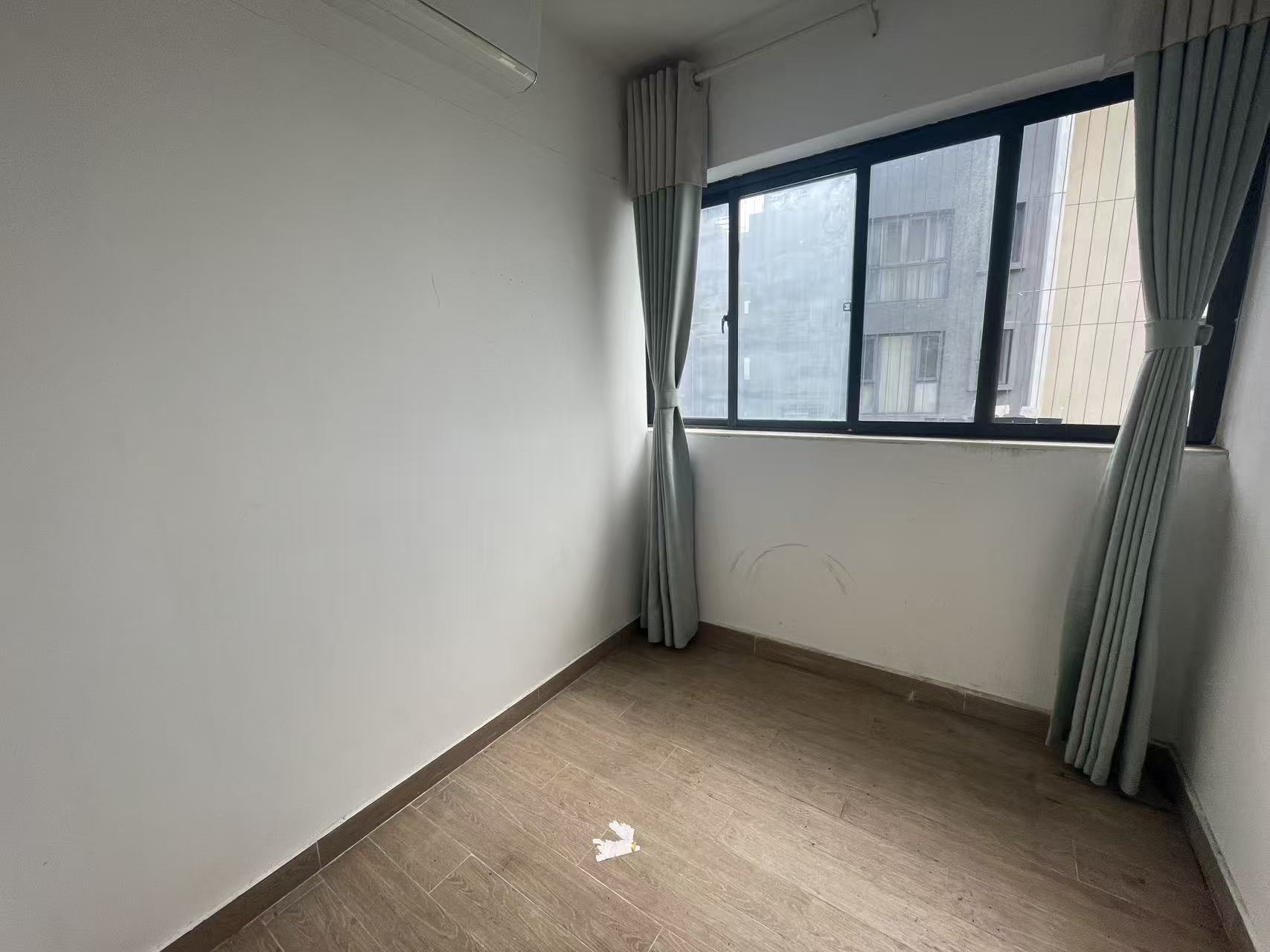 恒大美丽沙天泽湾 3室2厅2卫 4000.0元/月 恒大美丽沙天泽湾 3室2厅2卫 4000.0元/月室内图