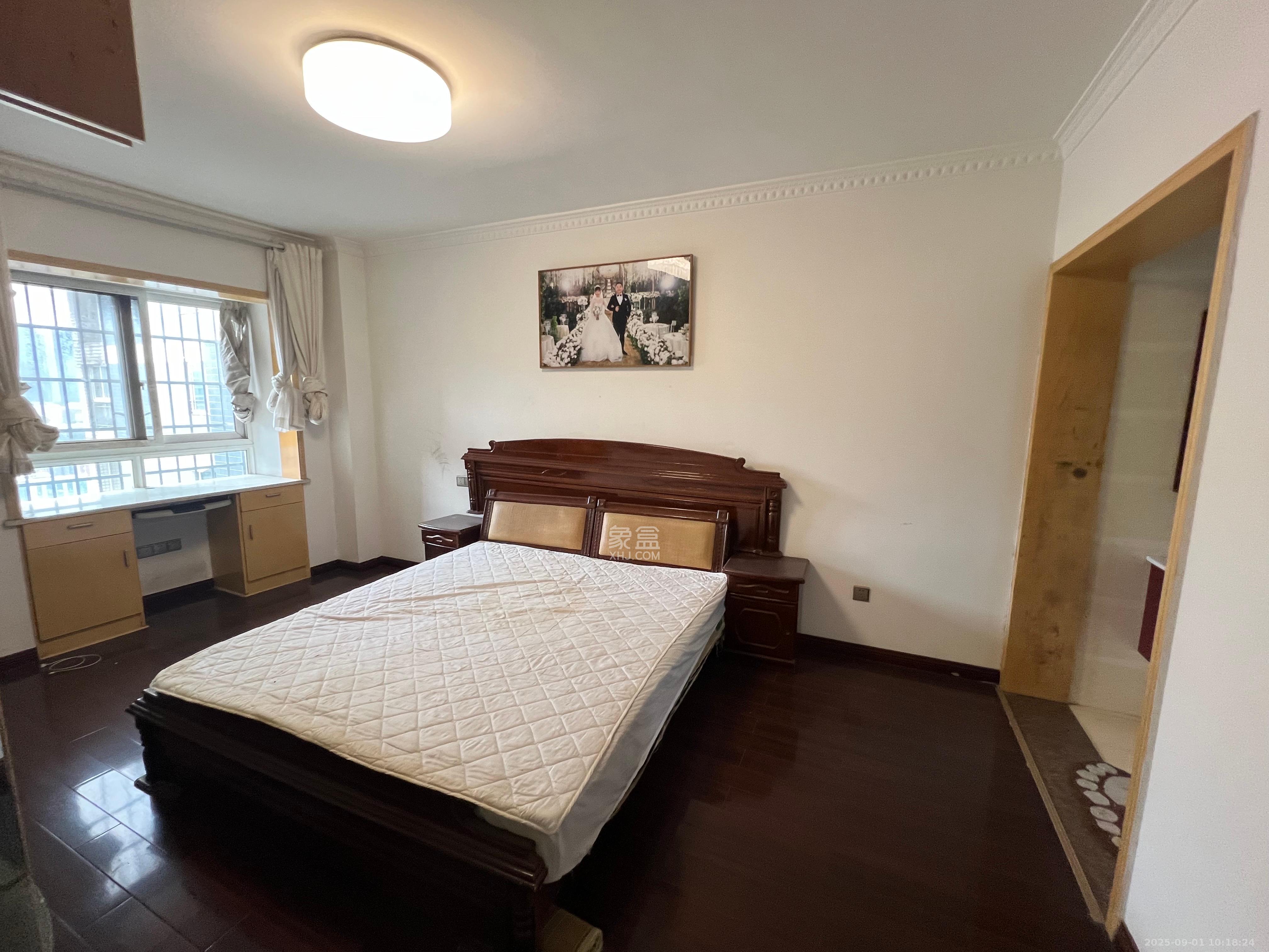 星蓝湾 3室2厅2卫 2400.0元/月 星蓝湾 3室2厅2卫 2400.0元/月室内图