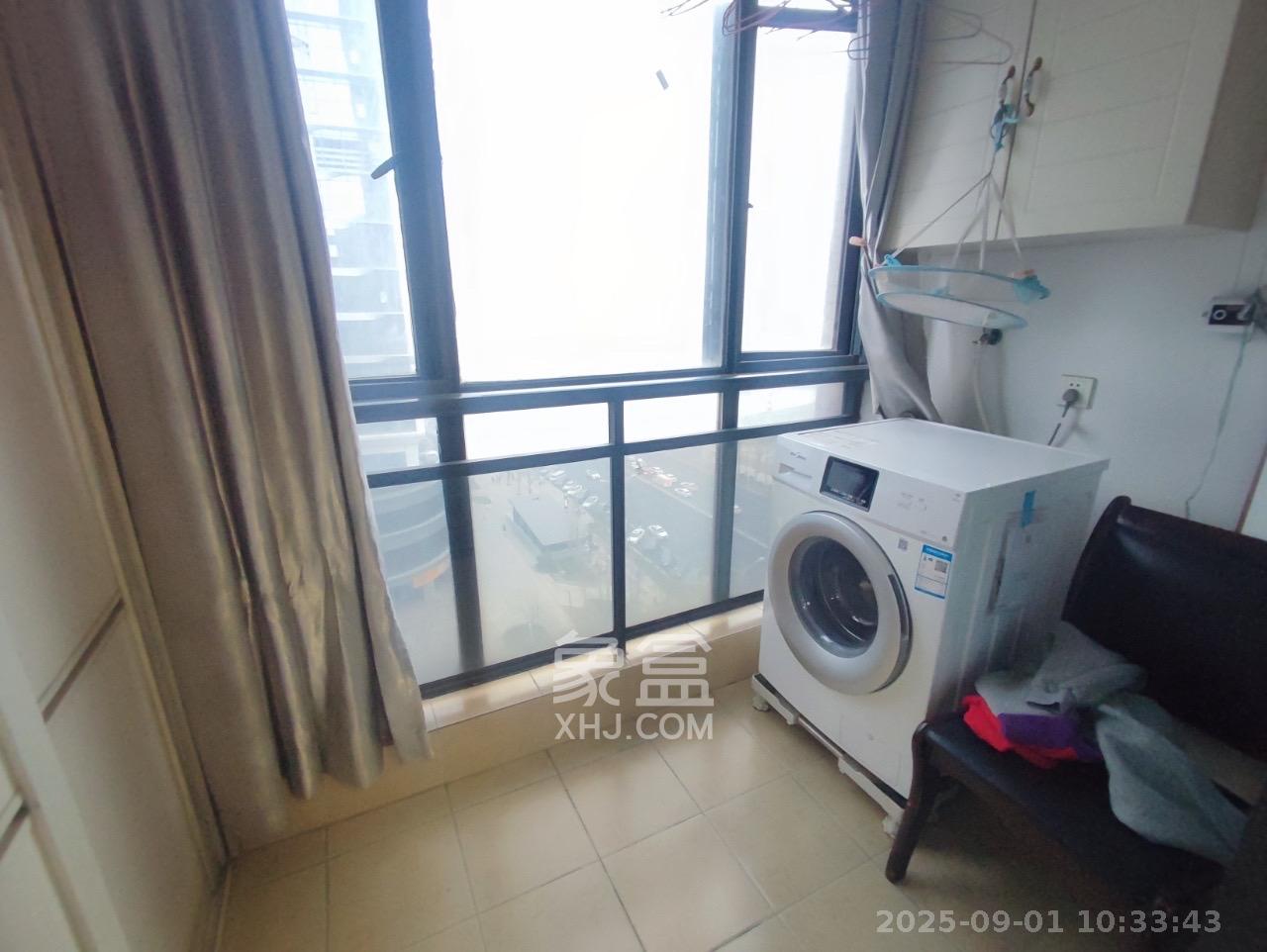 公园9号  3室2厅1卫    3300.0元/月 公园9号  3室2厅1卫    3300.0元/月室内图