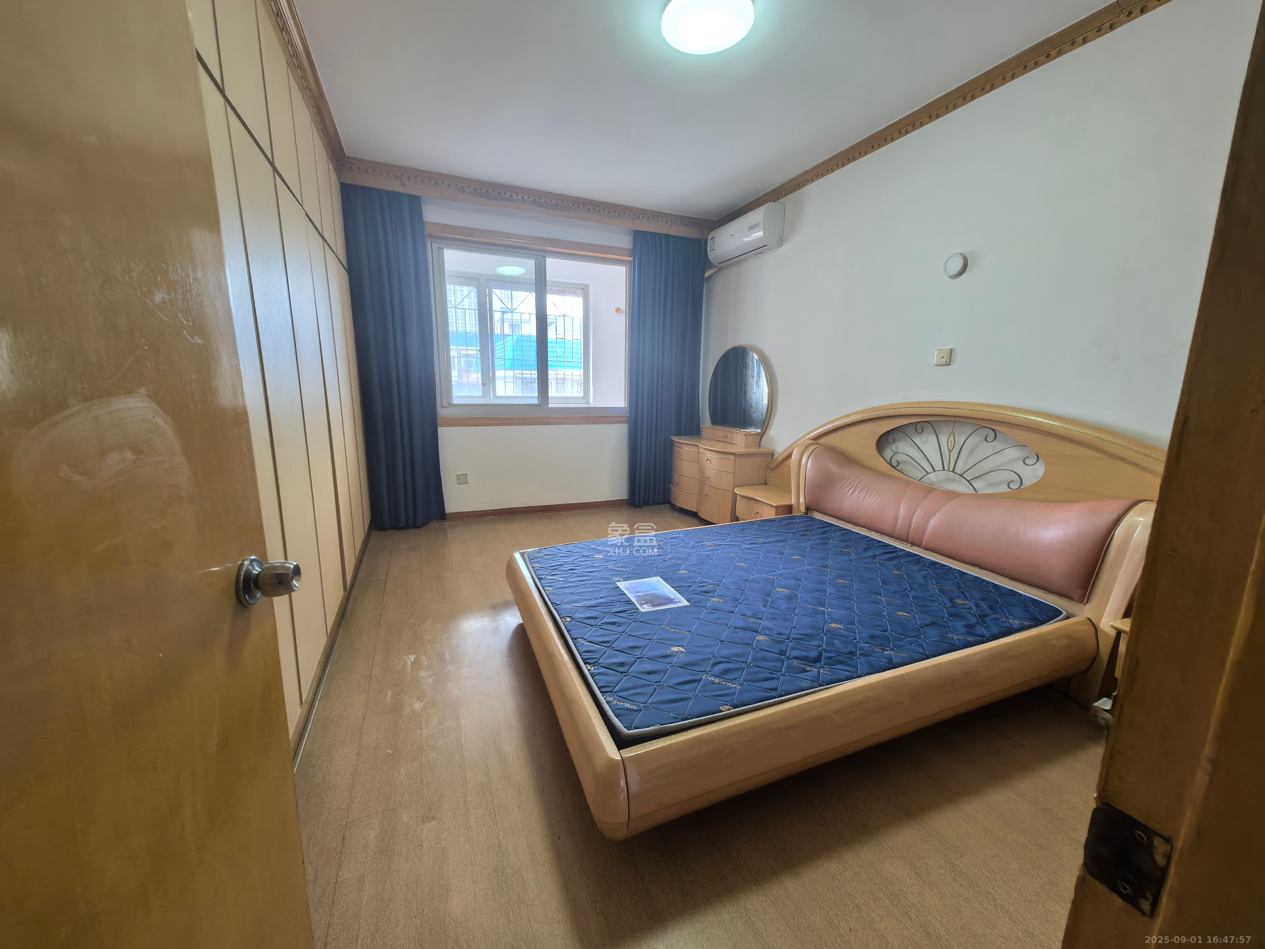 学宫街64号银行宿舍  2室2厅1卫   2700.00元/月室内图