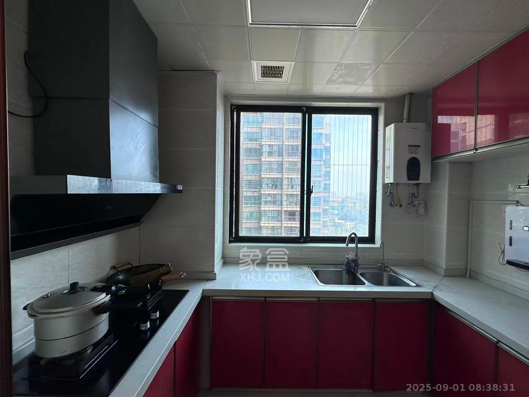 金域世家  3室2厅2卫    1600.0元/月 金域世家  3室2厅2卫    1600.0元/月室内图1