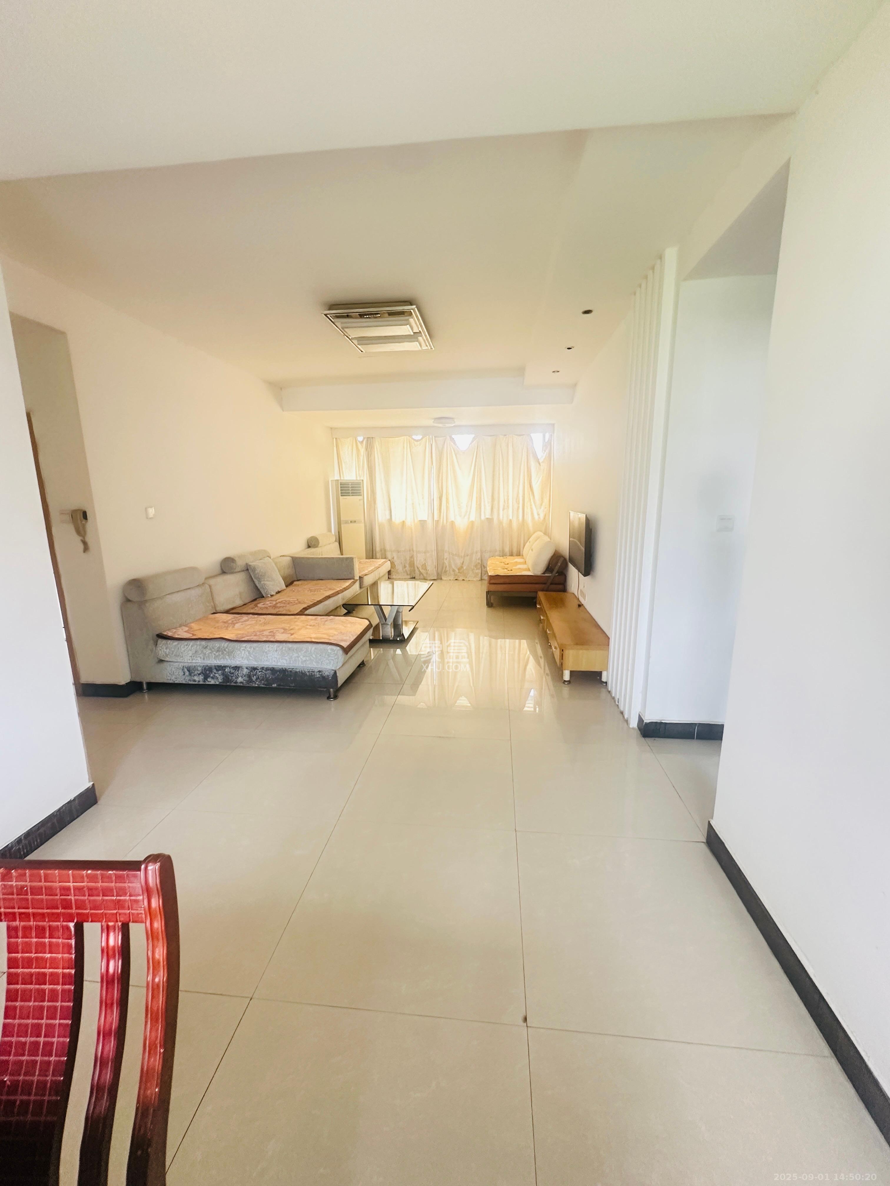 农科院宿舍丰泽小区 3室2厅2卫 1700.0元/月 农科院宿舍丰泽小区 3室2厅2卫 1700.0元/月室内图