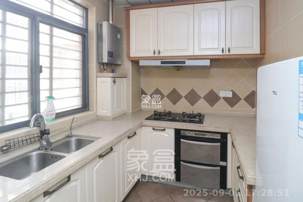 天骄福邸  2室2厅1卫    2650.0元/月 天骄福邸  2室2厅1卫    2650.0元/月室内图