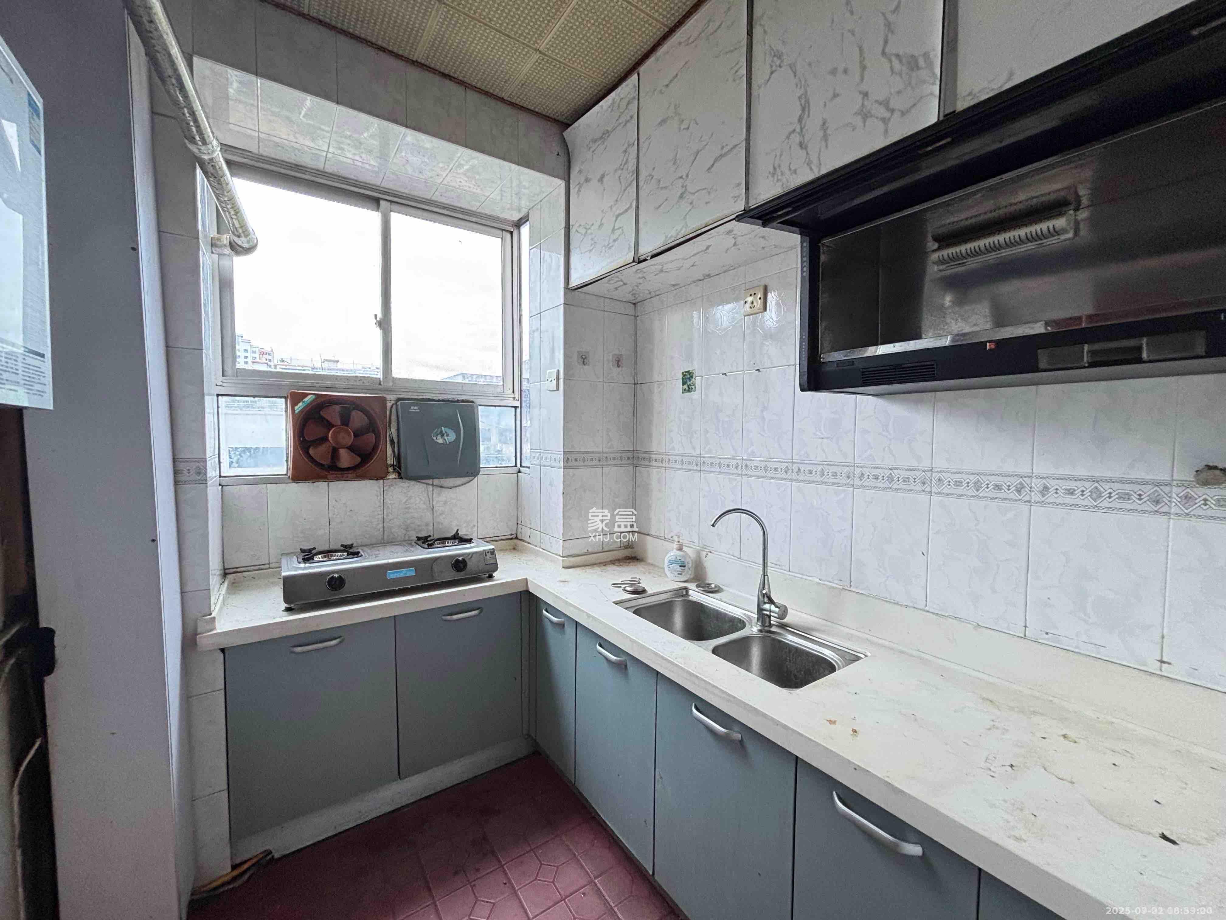 瑞昌粮油宿舍  3室1厅1卫    1000.0元/月 瑞昌粮油宿舍  3室1厅1卫    1000.0元/月室内图