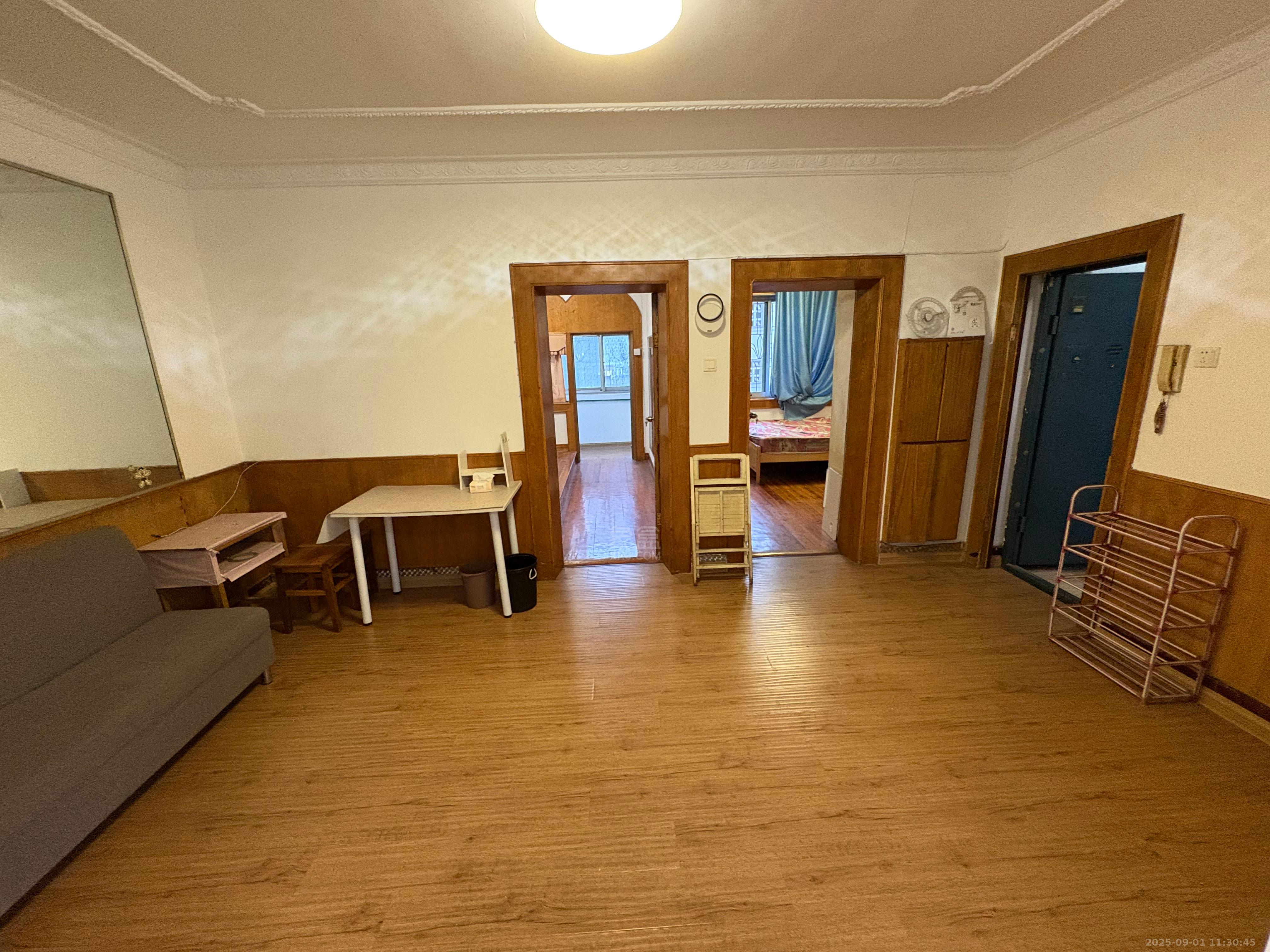 滨江一村 2室1厅1卫 900.0元/月 滨江一村 2室1厅1卫 900.0元/月室内图