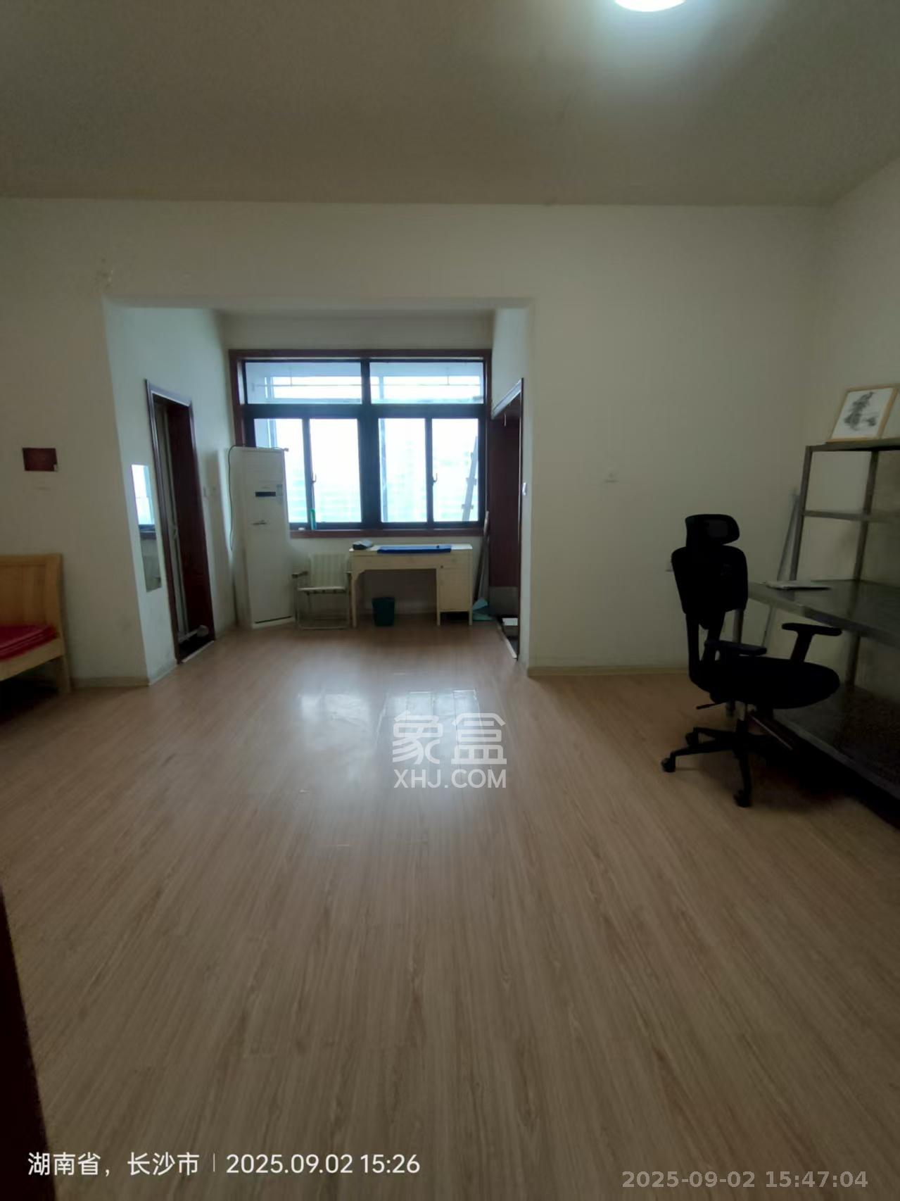 上庭苑 1室1厅1卫 1200.0元/月 上庭苑 1室1厅1卫 1200.0元/月室内图