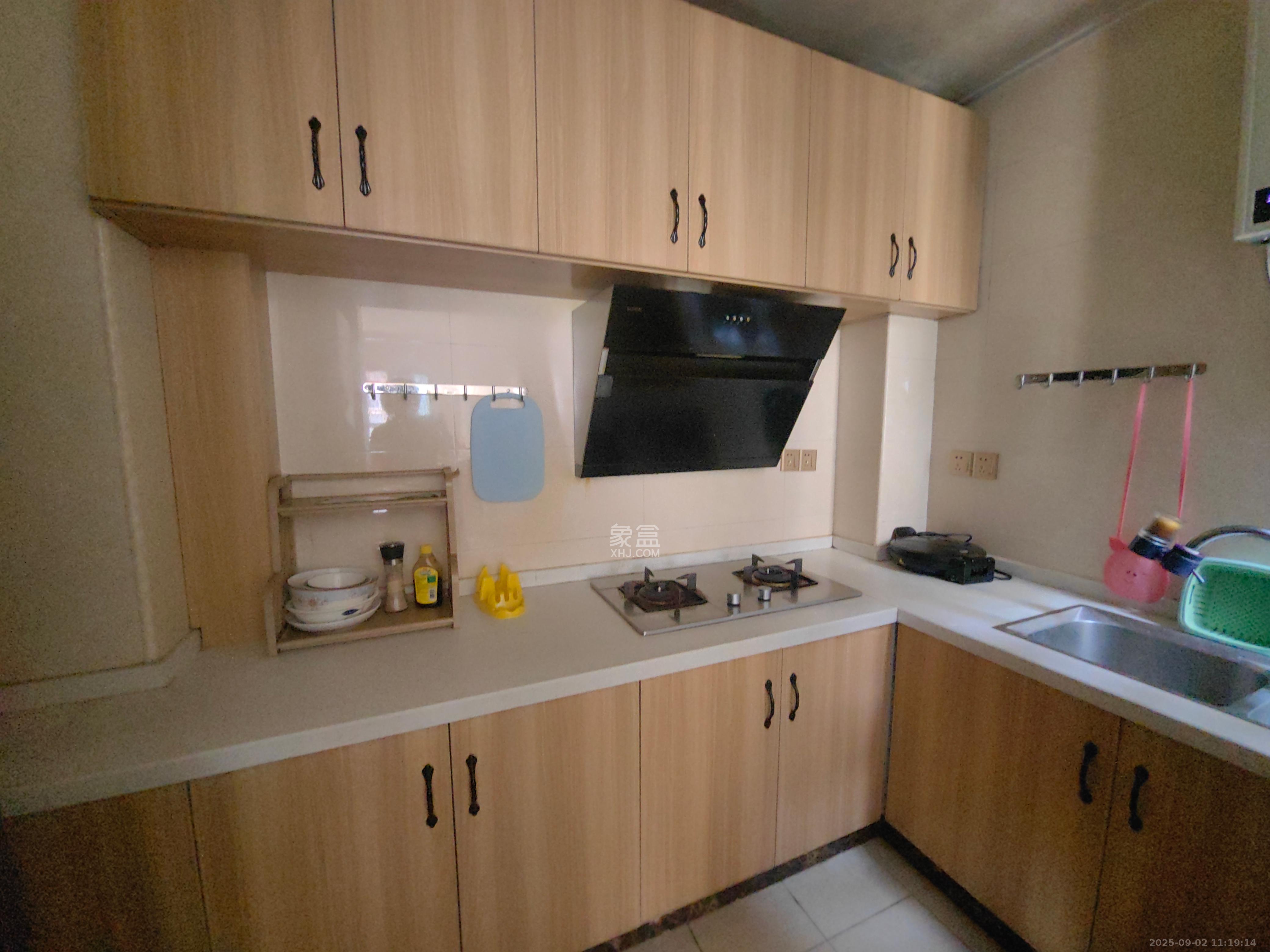 湖湘奥林匹克花园  3室2厅1卫    1900.0元/月室内图