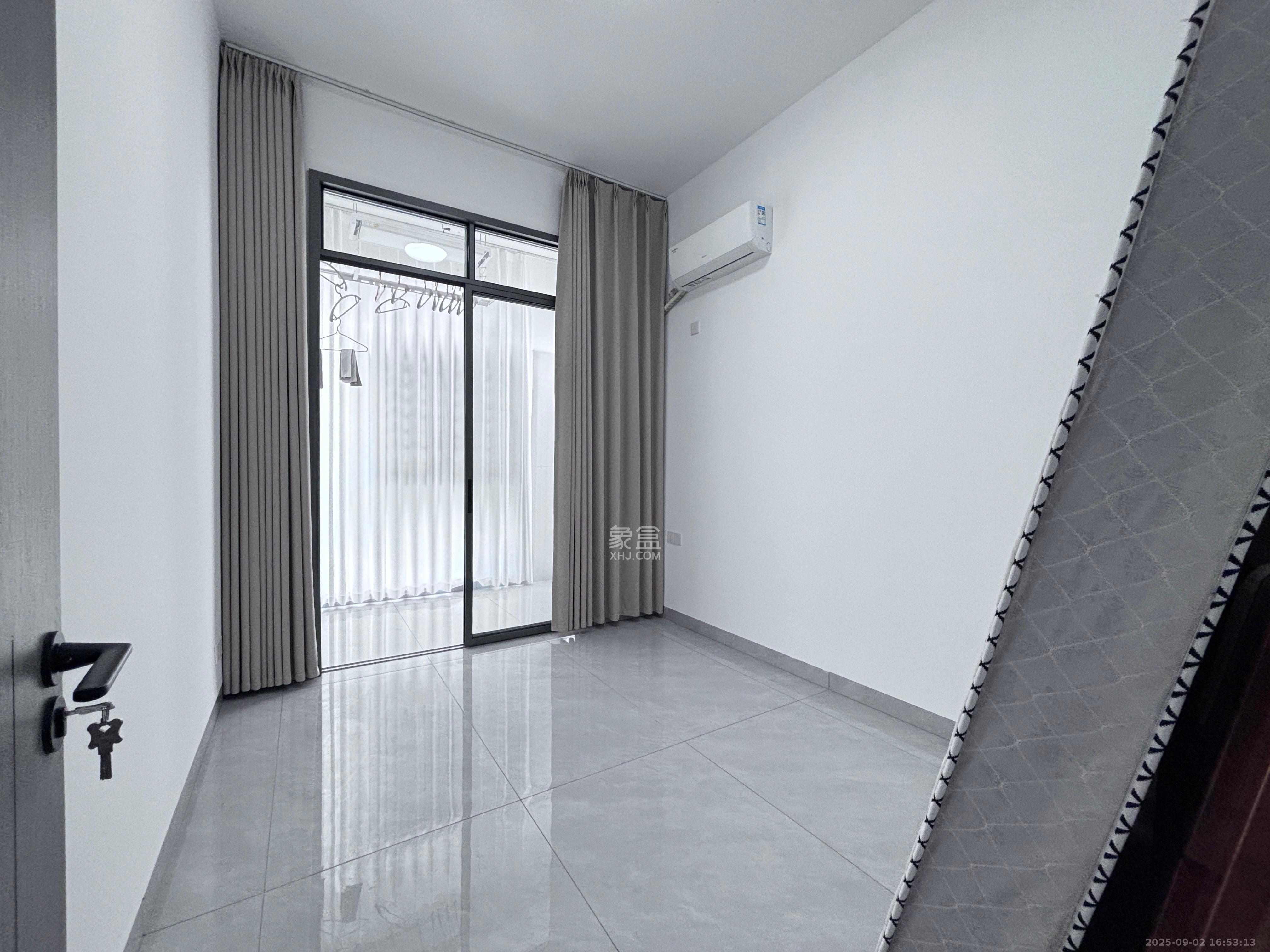 中建钰和城  3室2厅1卫    3000.0元/月室内图