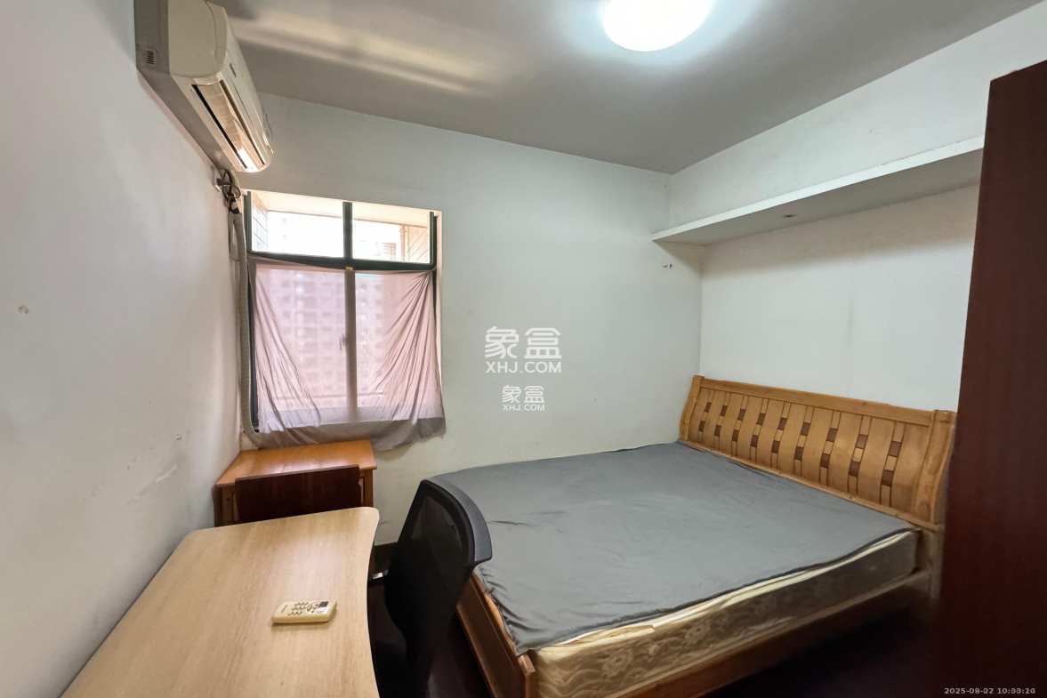 四季阳光花城 3室2厅1卫 3200.0元/月 四季阳光花城 3室2厅1卫 3200.0元/月室内图