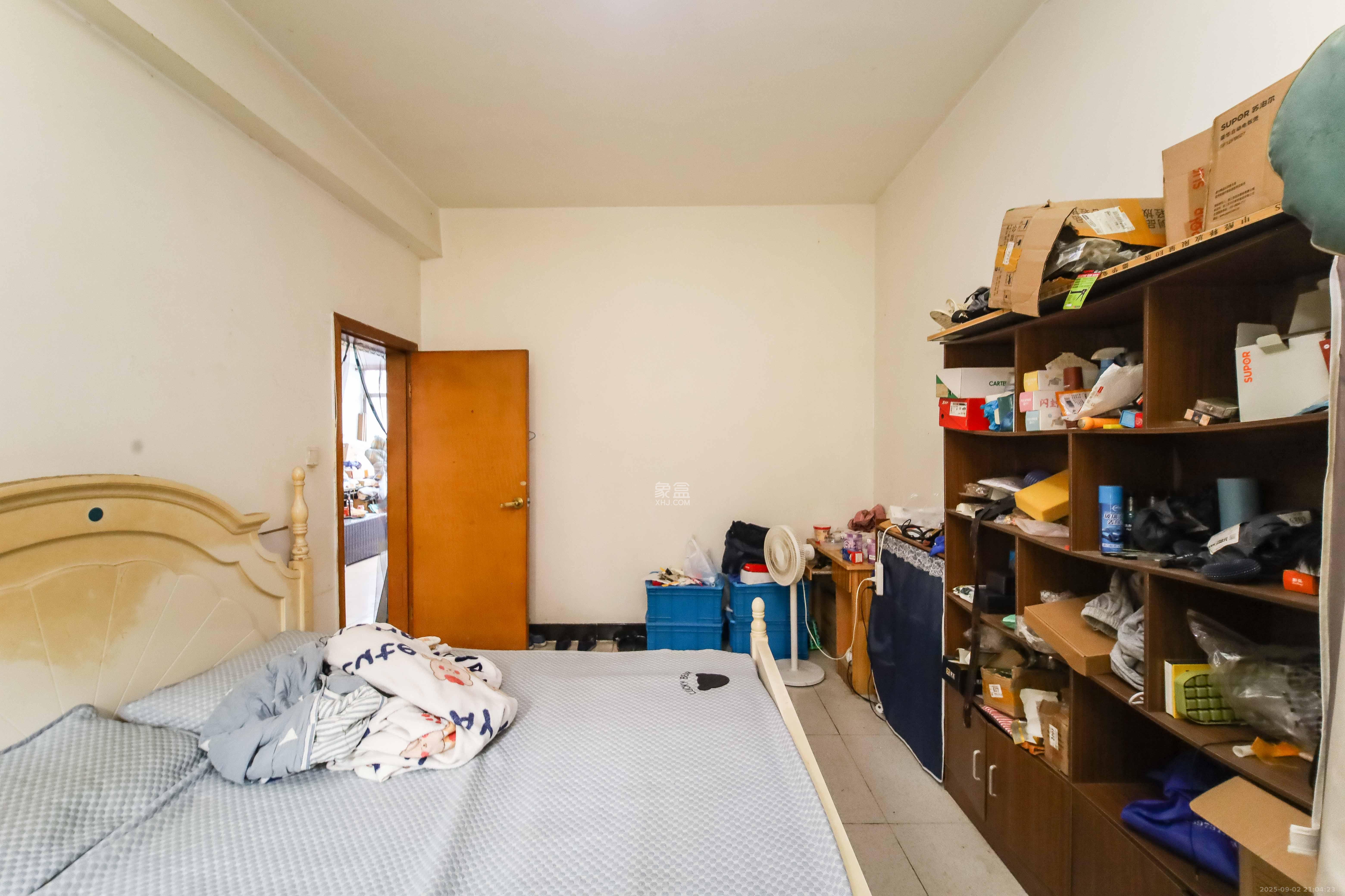 马王堆陶瓷城新合区  2室2厅1卫    38.8万 马王堆陶瓷城新合区  2室2厅1卫    38.8万卧室