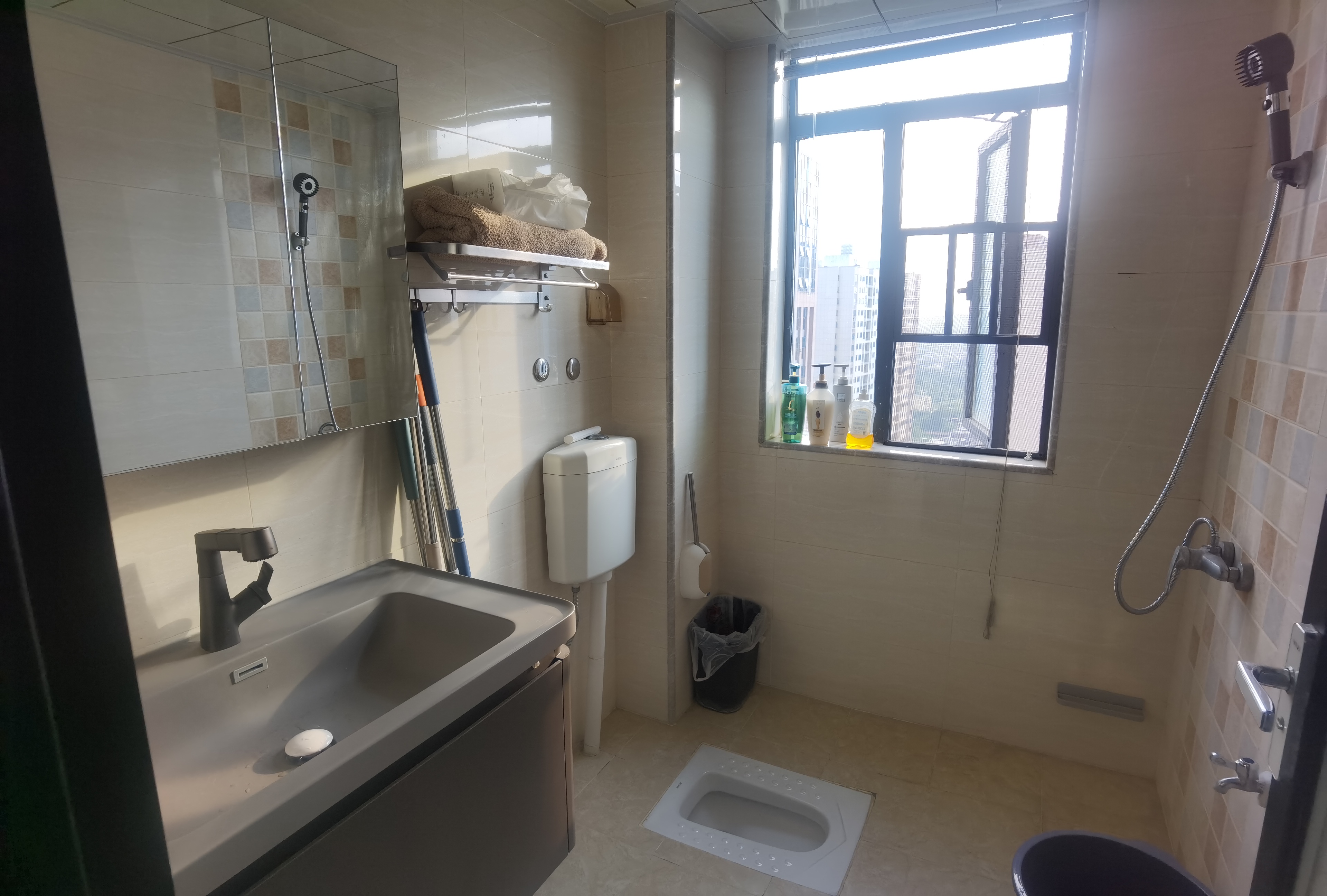 百弘学府城 3室2厅2卫 76.8万 百弘学府城 3室2厅2卫 76.8万客厅