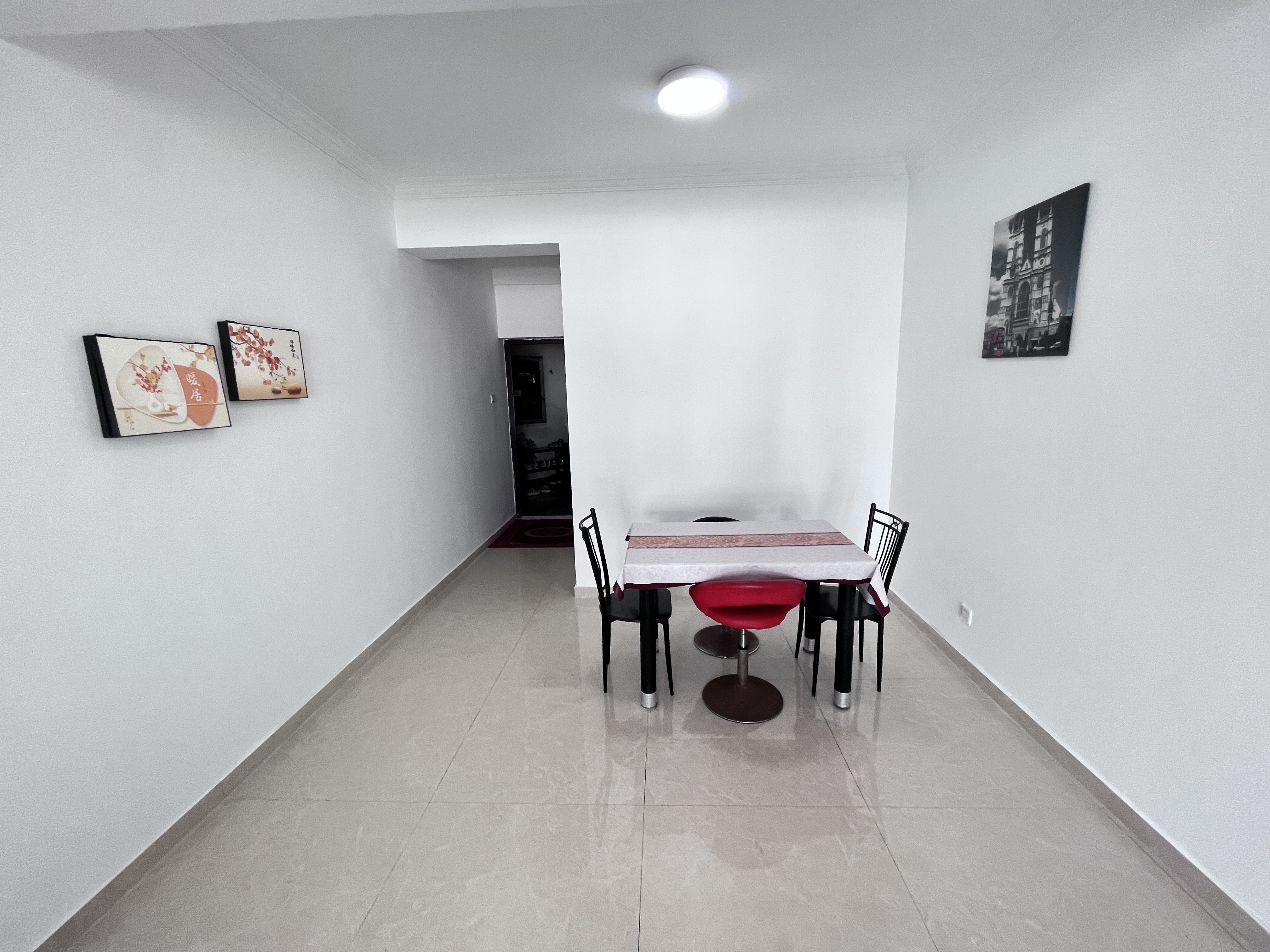 祥阁深蓝湾 2室2厅1卫 2400.00元/月 祥阁深蓝湾 2室2厅1卫 2400.00元/月室内图