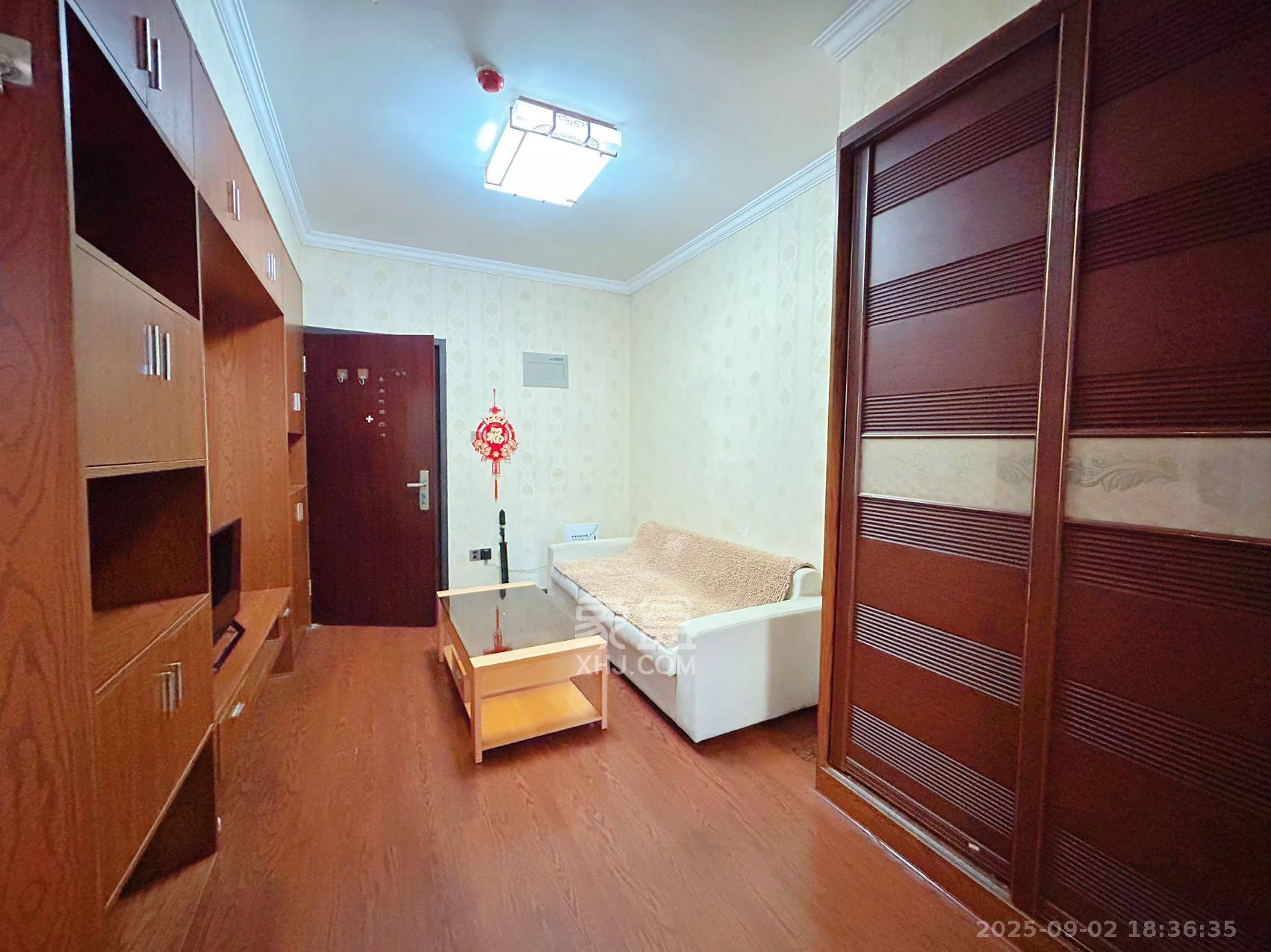 北辰三角洲E3区  1室1厅1卫    2100.0元/月 北辰三角洲E3区  1室1厅1卫    2100.0元/月室内图