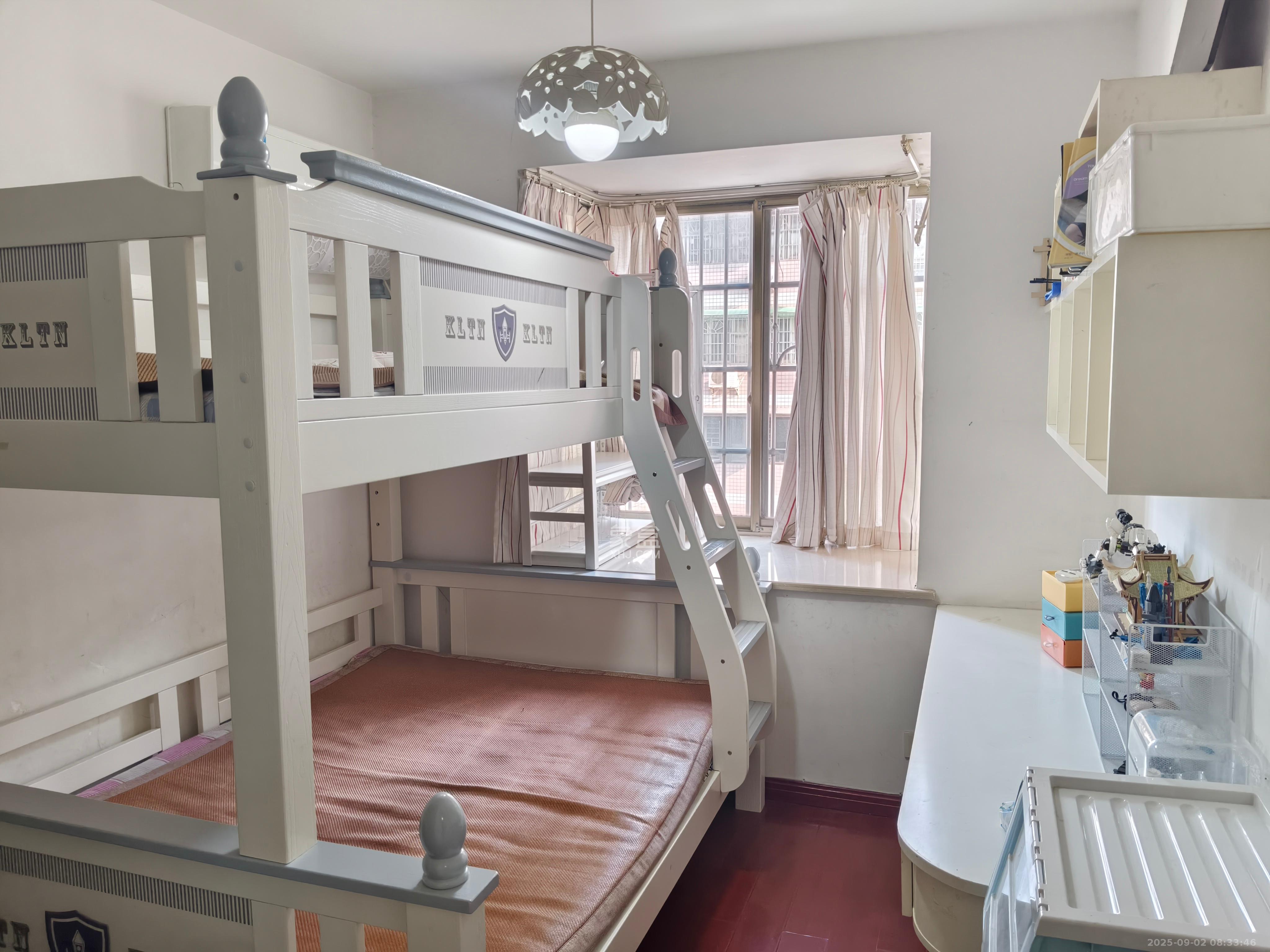 雄海花园  2室2厅1卫    2600.0元/月室内图