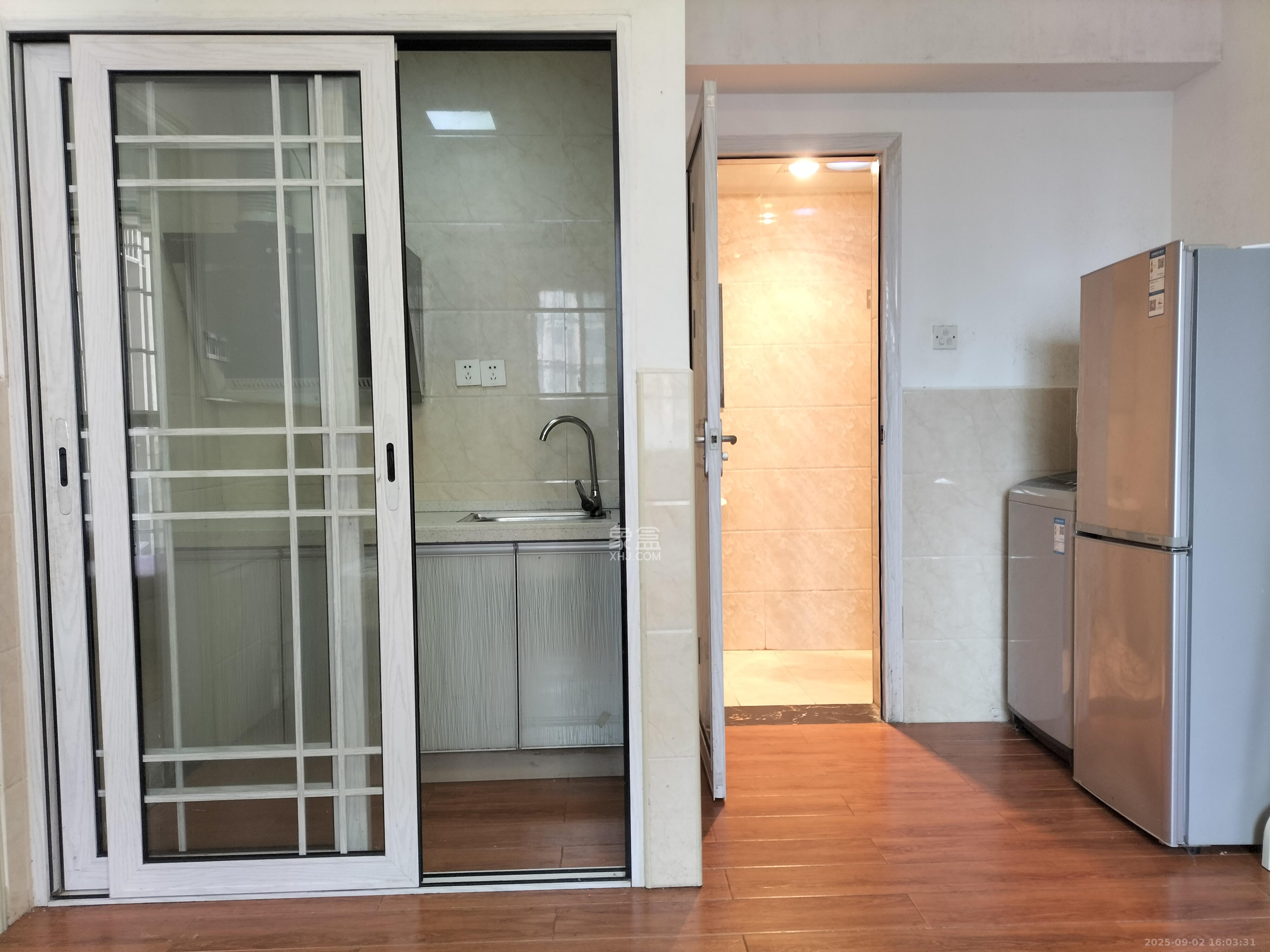 嘉顺苑 1室1厅1卫 1200.0元/月 嘉顺苑 1室1厅1卫 1200.0元/月室内图